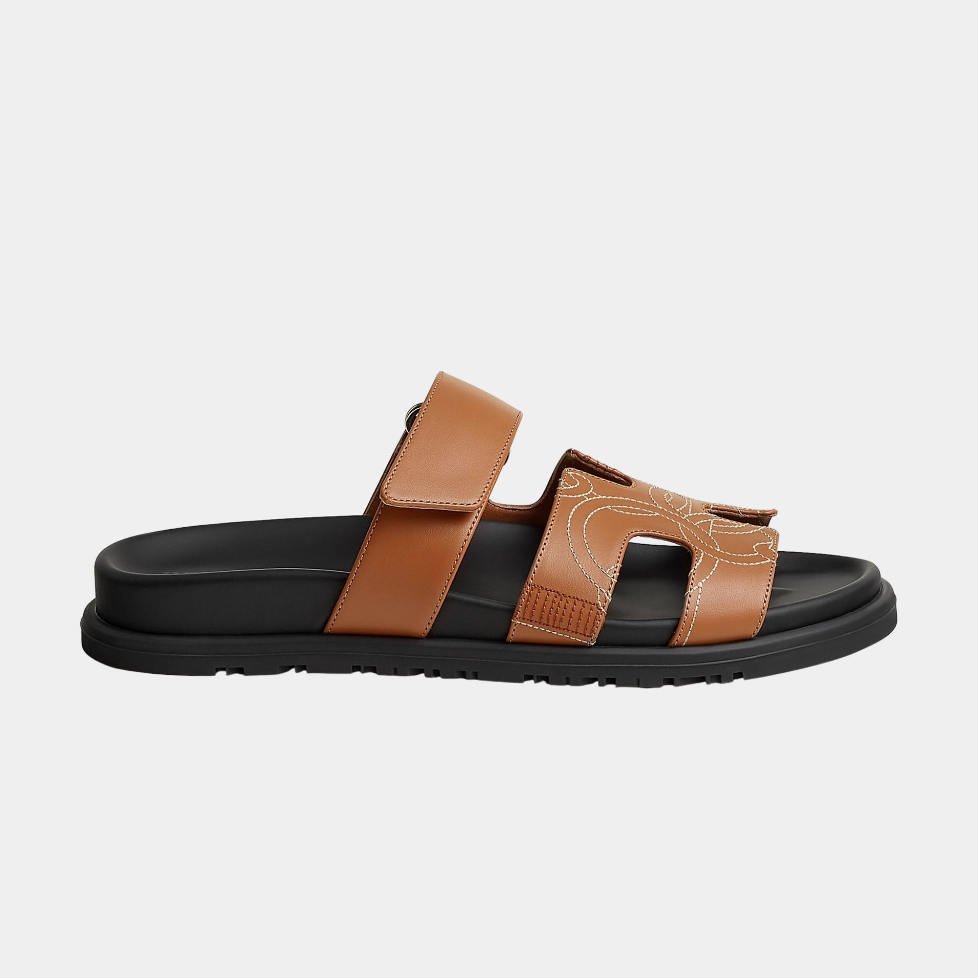 Chypre Sandal In Panoplie Equestre Embroidered Calfskin Hermes – Гарантія оригінальності – вид ззаду