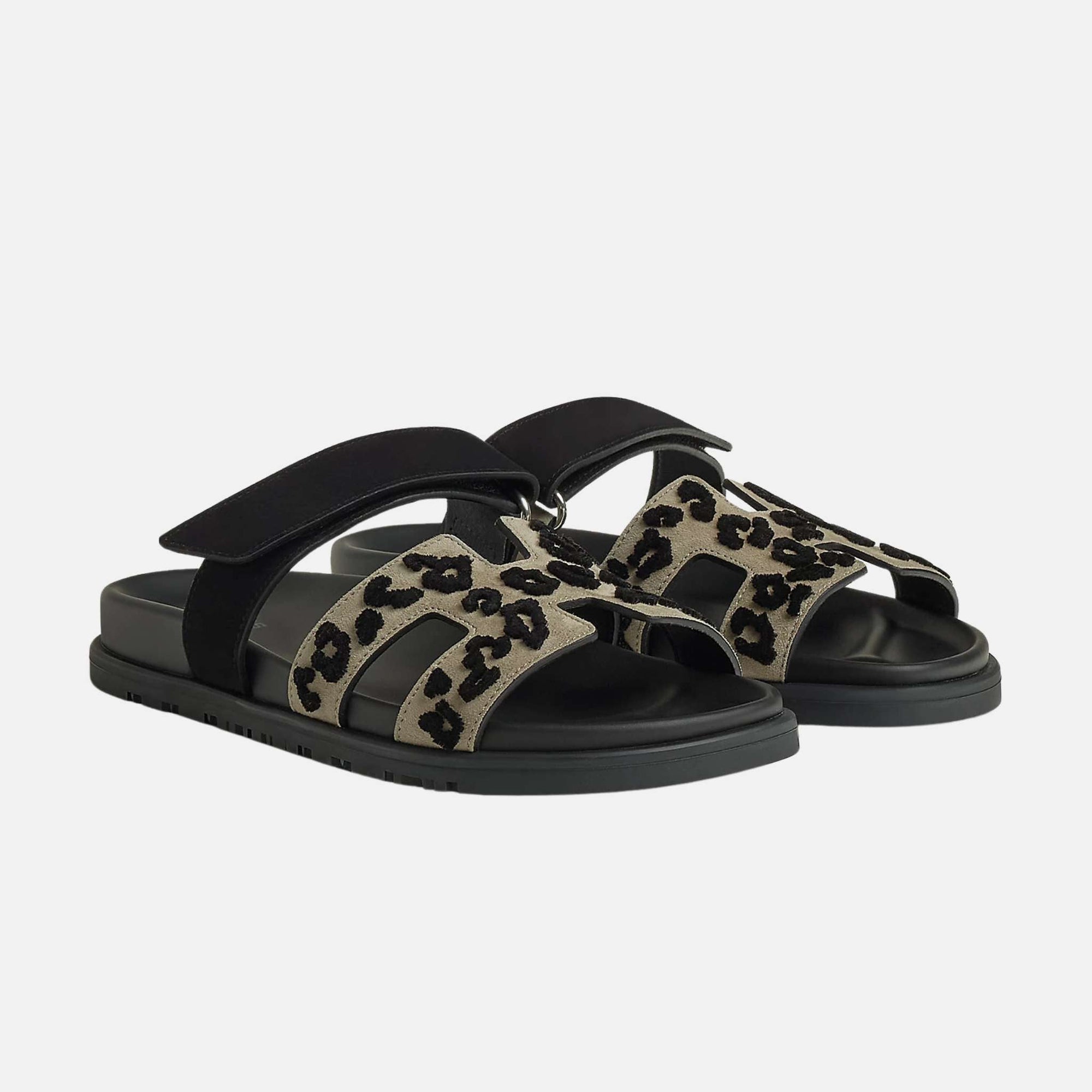 Chypre Sandal Tufted Suede Goatskin Women Hermes – Гарантія оригінальності – боковий вид