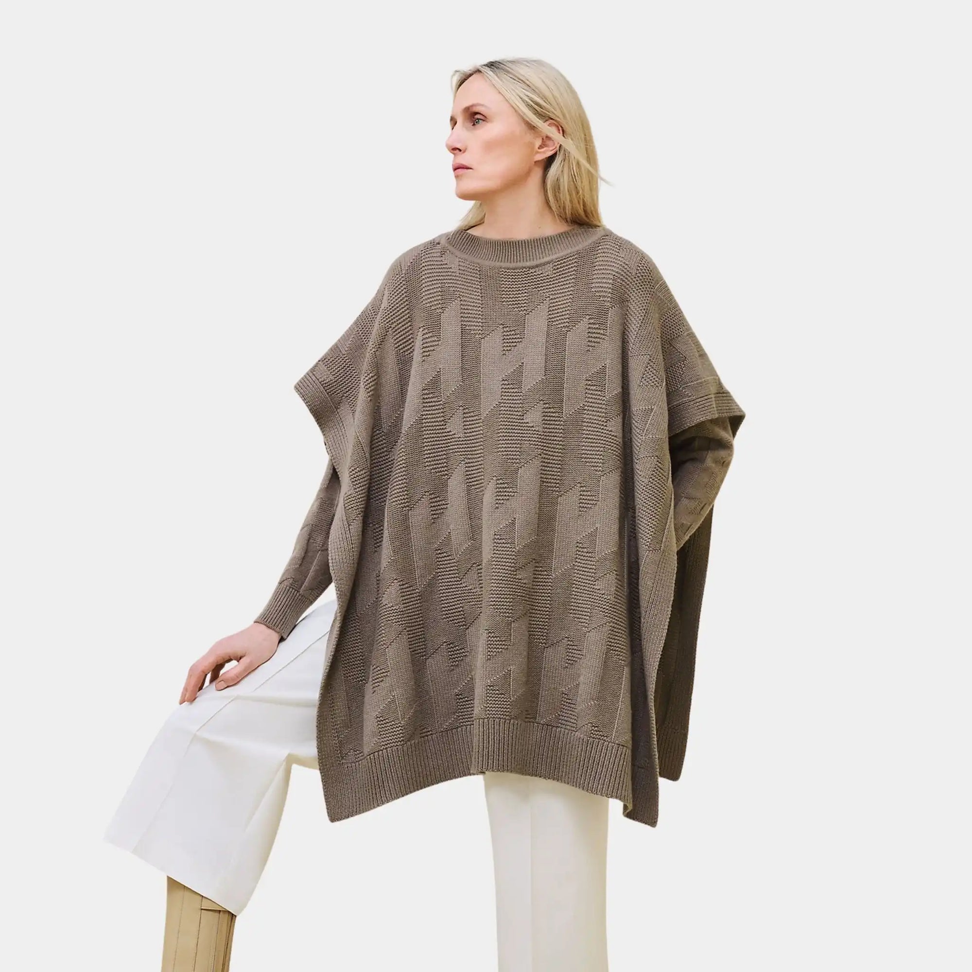 Оригінальна H Rectangular Cape Poncho In Plain Wool Knit Hermes – детальний вид