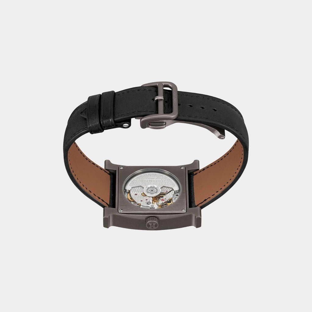 Оригінальна Heure H 34 MM Titanium Watch Black Barenia Calfskin Strap Hermes – вид ззаду