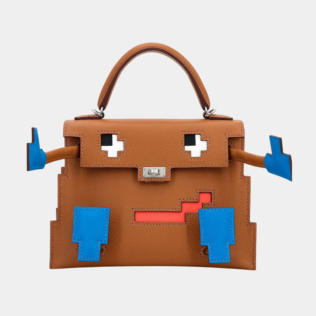 Оригінальна Kelly Doll Epsom Gold Hermes – боковий вид
