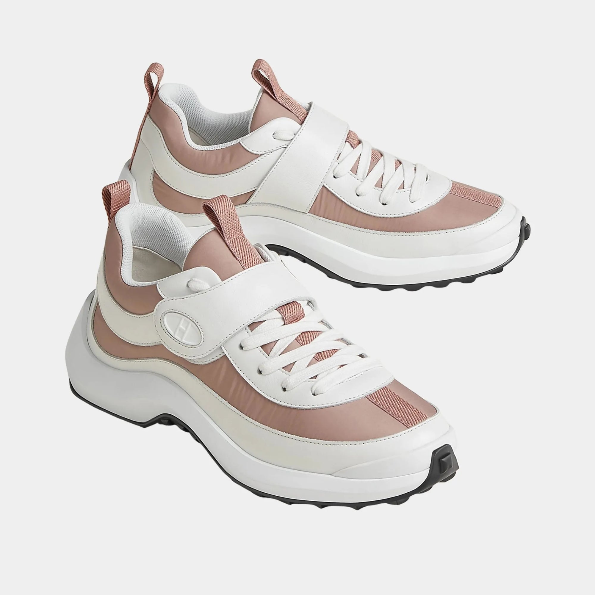Оригінальна Loop Sneakers In Parachute Fabric And Calfskin Hermes – боковий вид