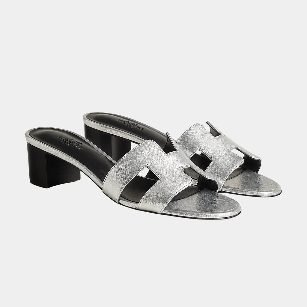 Oasis Sandal In Metallic Goatskin Hermes оригінал – Купити в Україні – боковий вид