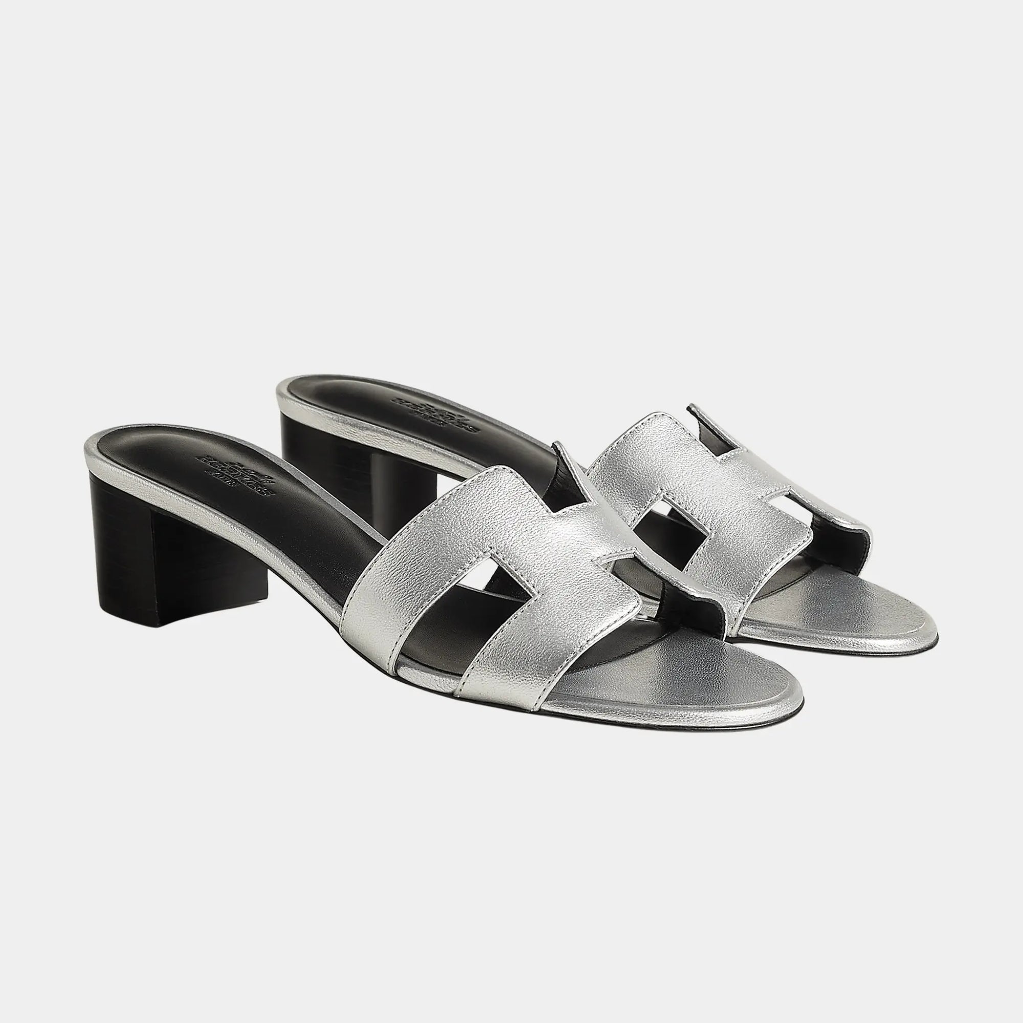 Oasis Sandal In Metallic Goatskin Hermes оригінал – Купити в Україні – боковий вид