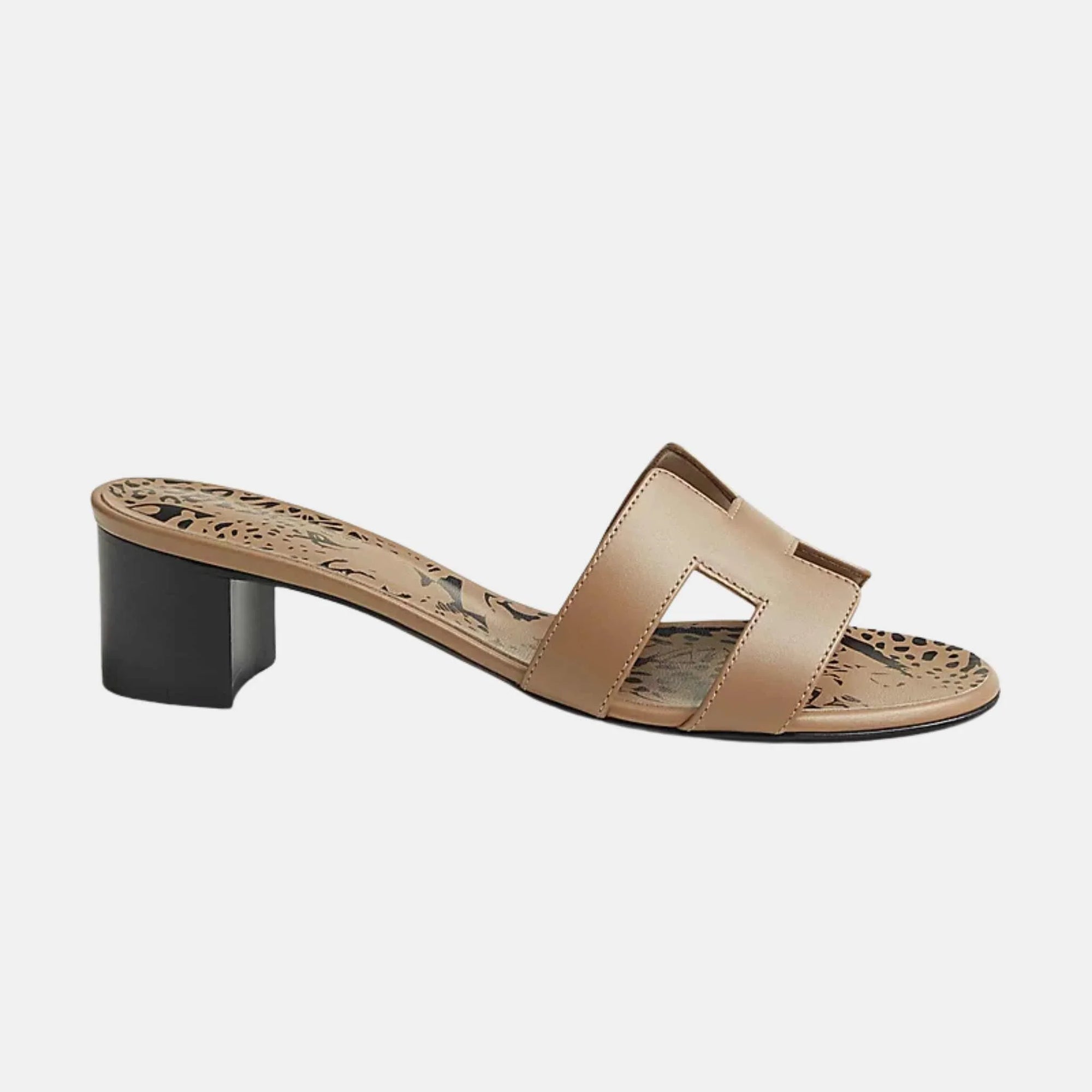 Oasis Sandals Calfskin Beige Argile Hermes оригінал – Купити в Україні – вид ззаду