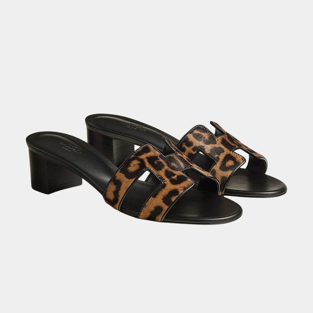 Oasis Sandals In Moire Calfskin Hermes – Гарантія оригінальності – боковий вид