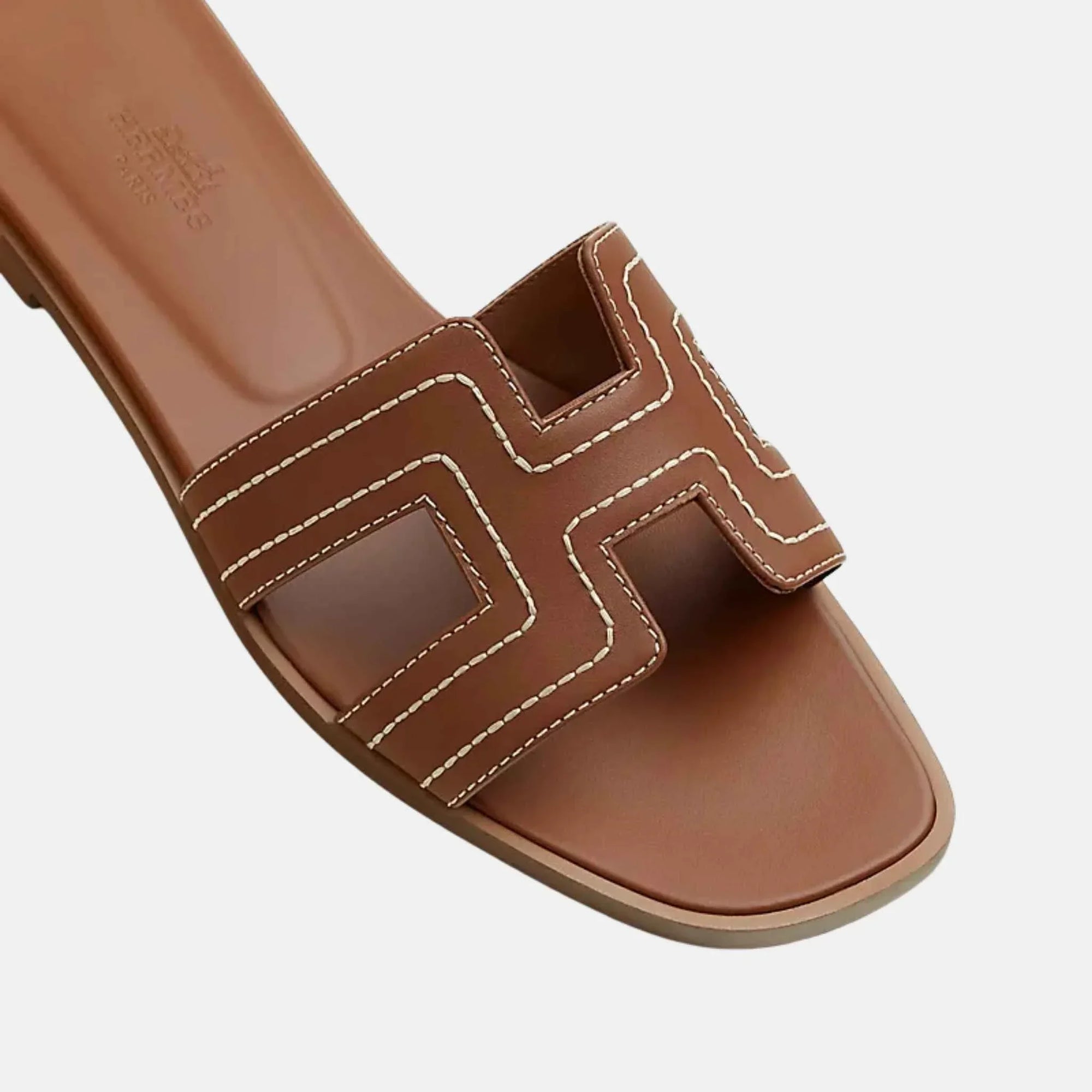 Oran Sandal Embroidered Calfskin Hermes – Гарантія оригінальності – детальний вид