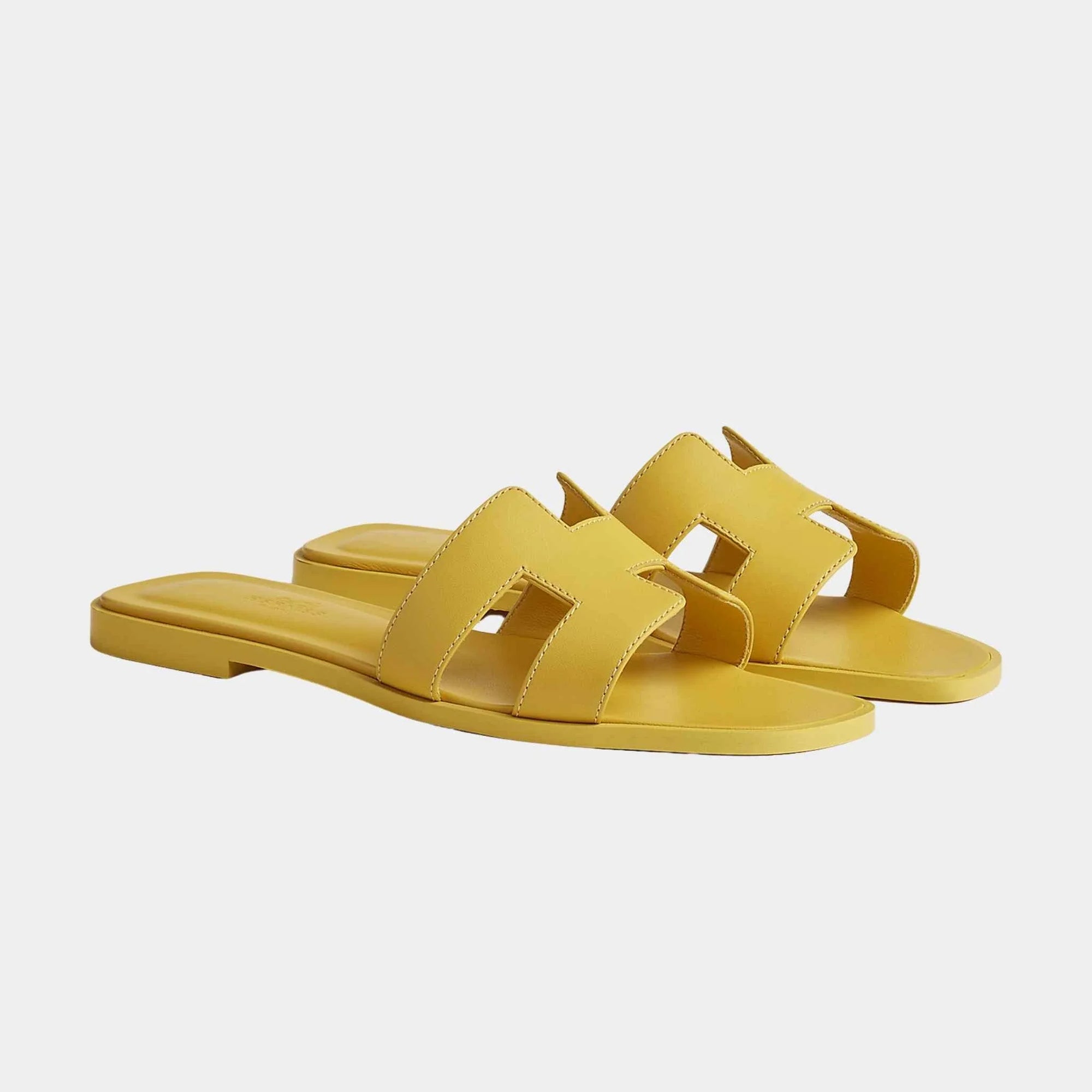 Oran Sandals Calfskin Hermes – Гарантія оригінальності – боковий вид