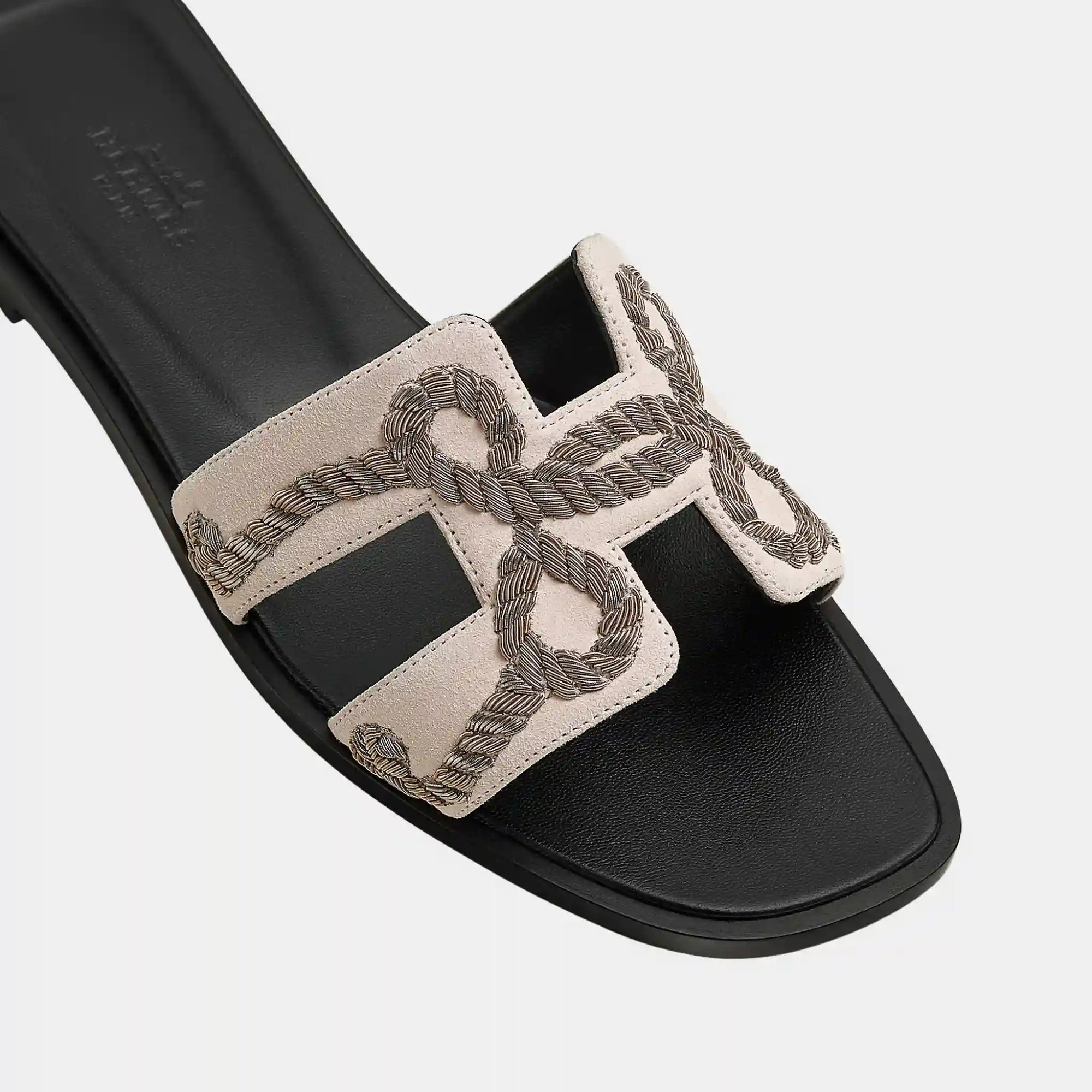 Оригінальна Oran Sandal In Suede Goatskin And Dabka Hermes – детальний вид