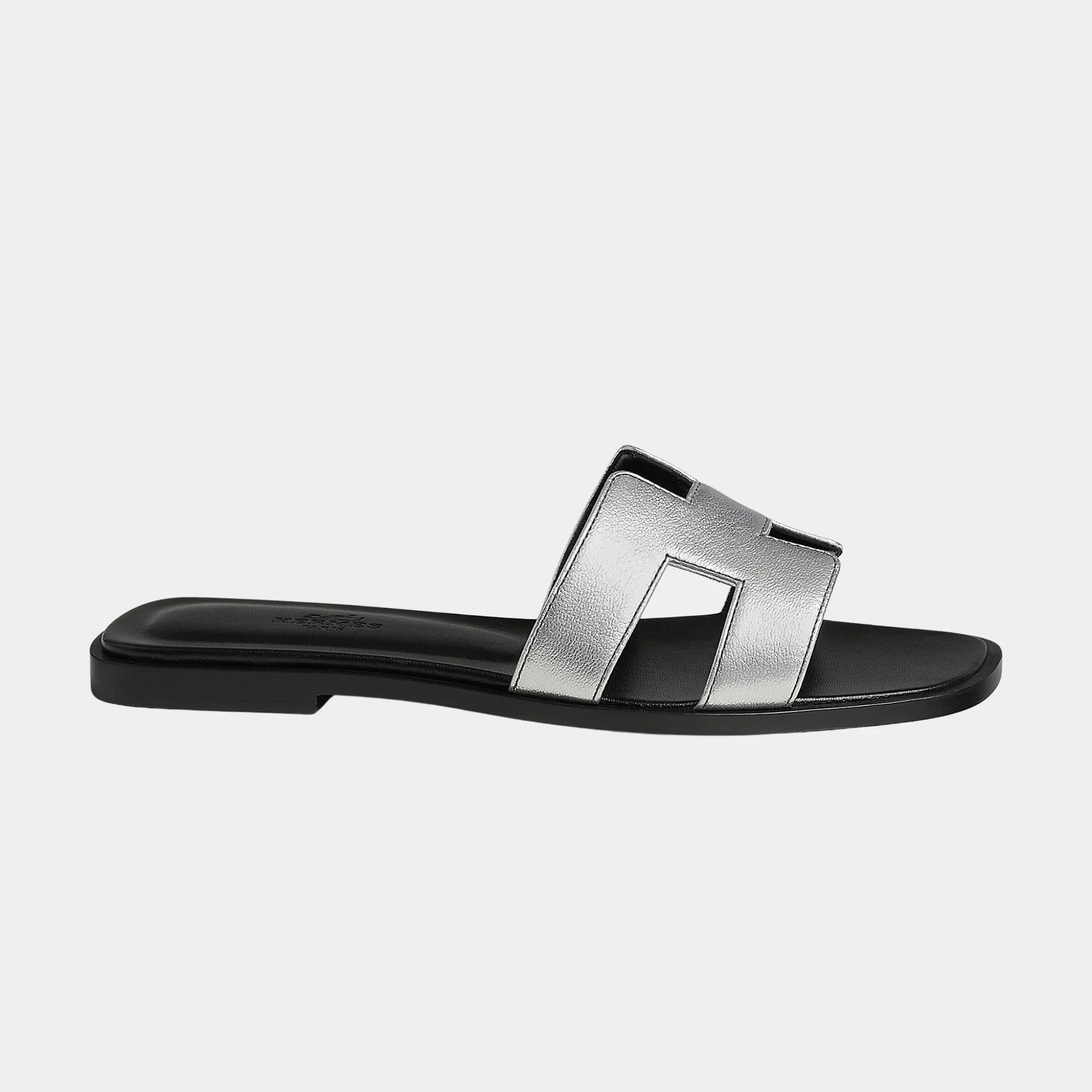 Oran Sandals In Metallic Goatskin Hermes – Гарантія оригінальності – вид ззаду