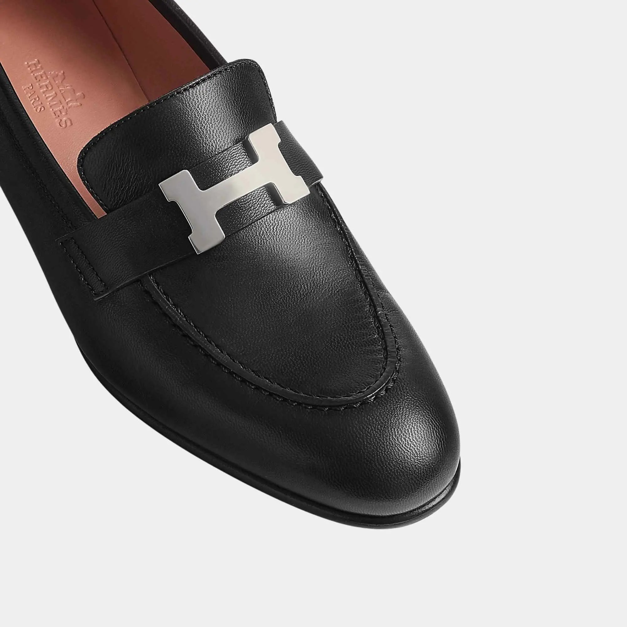 Оригінальна Paris Loafer In Goatskin With Palladium Plated Buckle Women Hermes – детальний вид