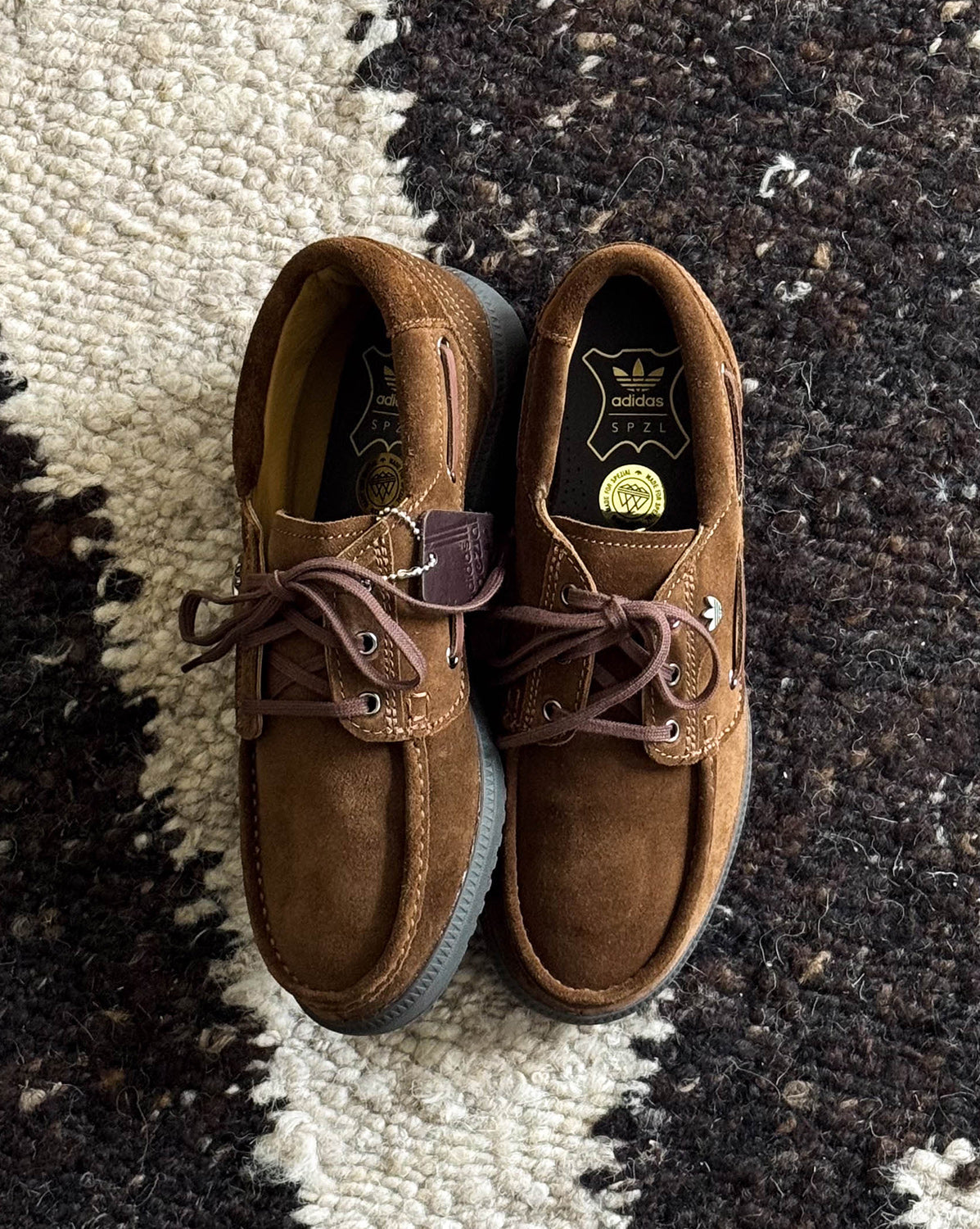 Spzl Lytham Adidas оригінал – Купити в Україні – вид ззаду - ADIDAS