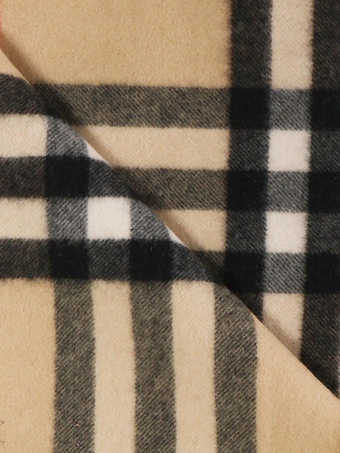 Burberry Knitwear оригінал | Швидка доставка Україна – вид ззаду