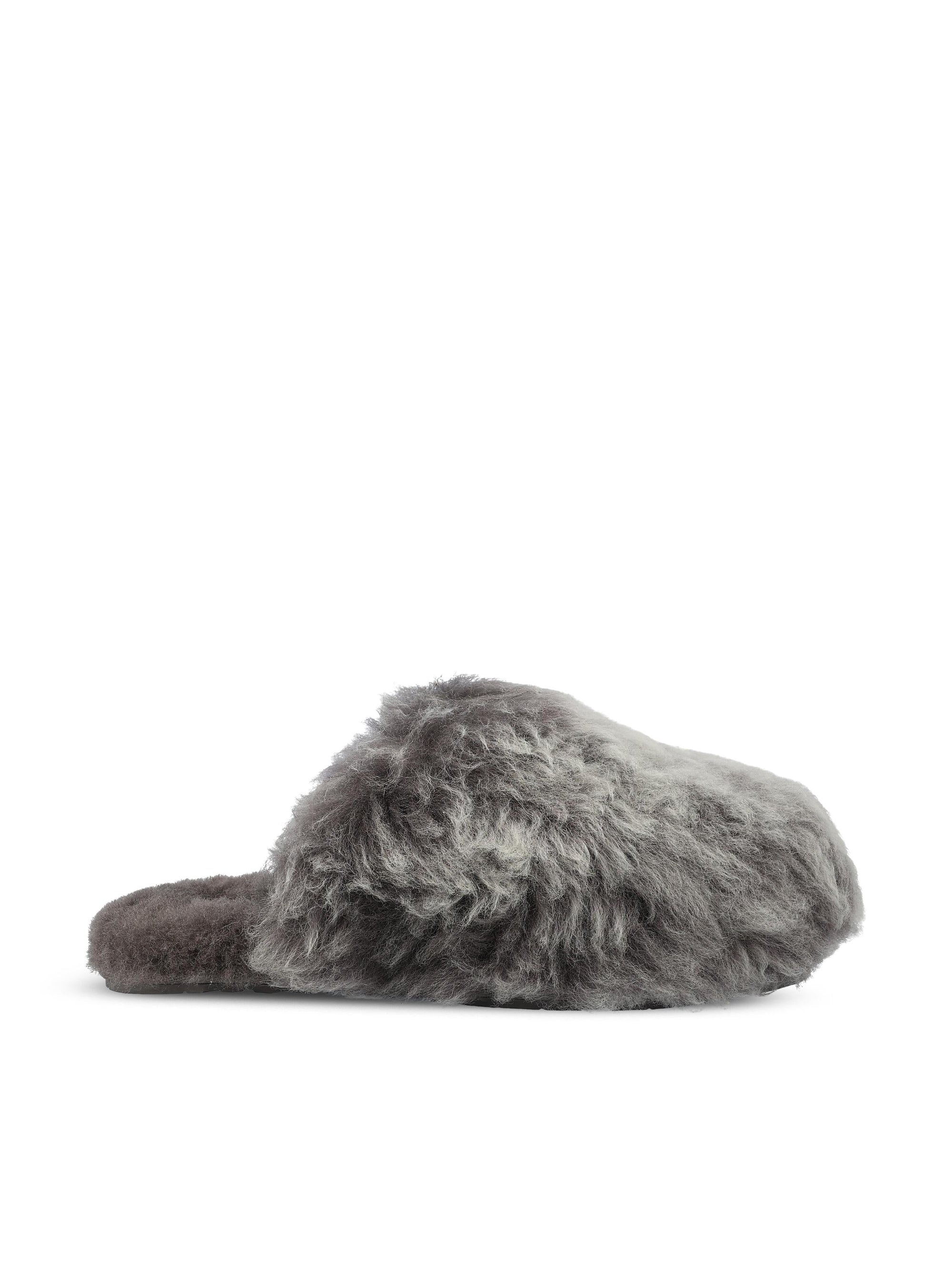 Оригінальна Scuffette Chalet Slippers Ugg – боковий вид