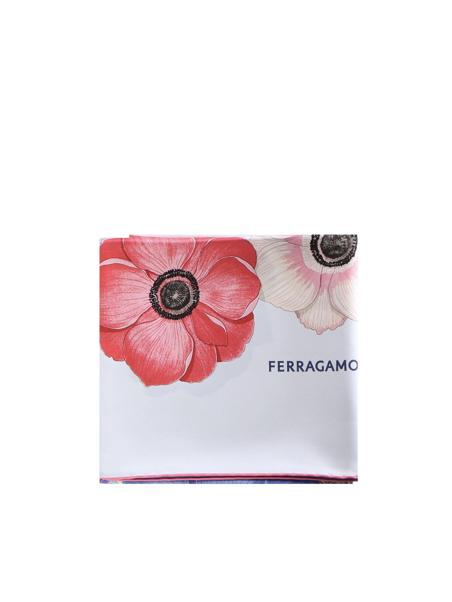 Оригінальна Foulard In Seta Stampa Anemone Salvatore ferragamo – боковий вид