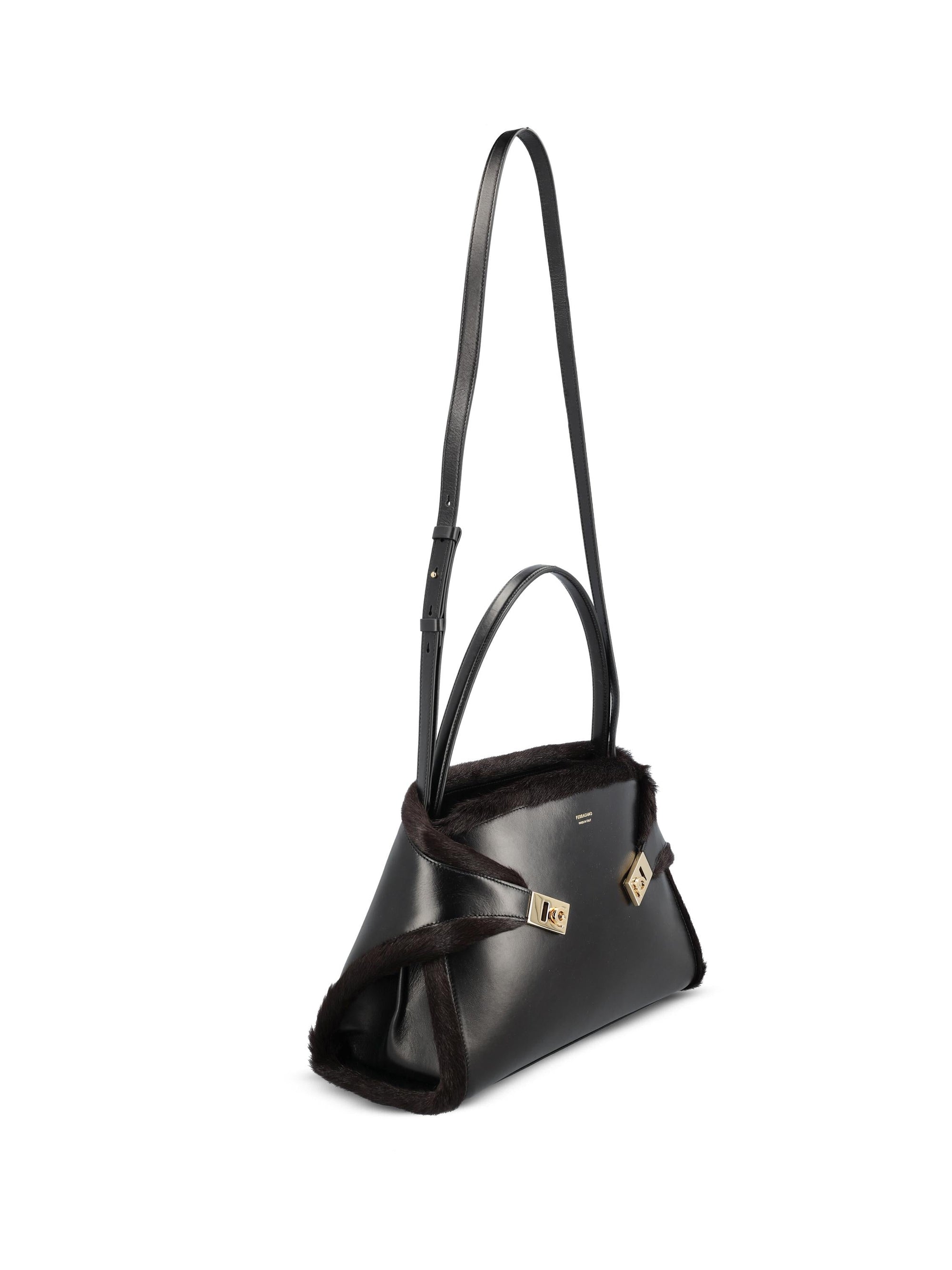 Shoulder Bag Hug M Salvatore ferragamo оригінал – Купити в Україні – вид ззаду