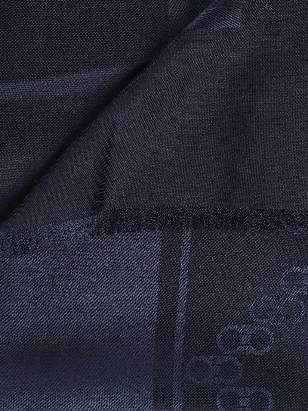 Stola Gancini In Seta E Lana Salvatore ferragamo оригінал – Купити в Україні – вид ззаду