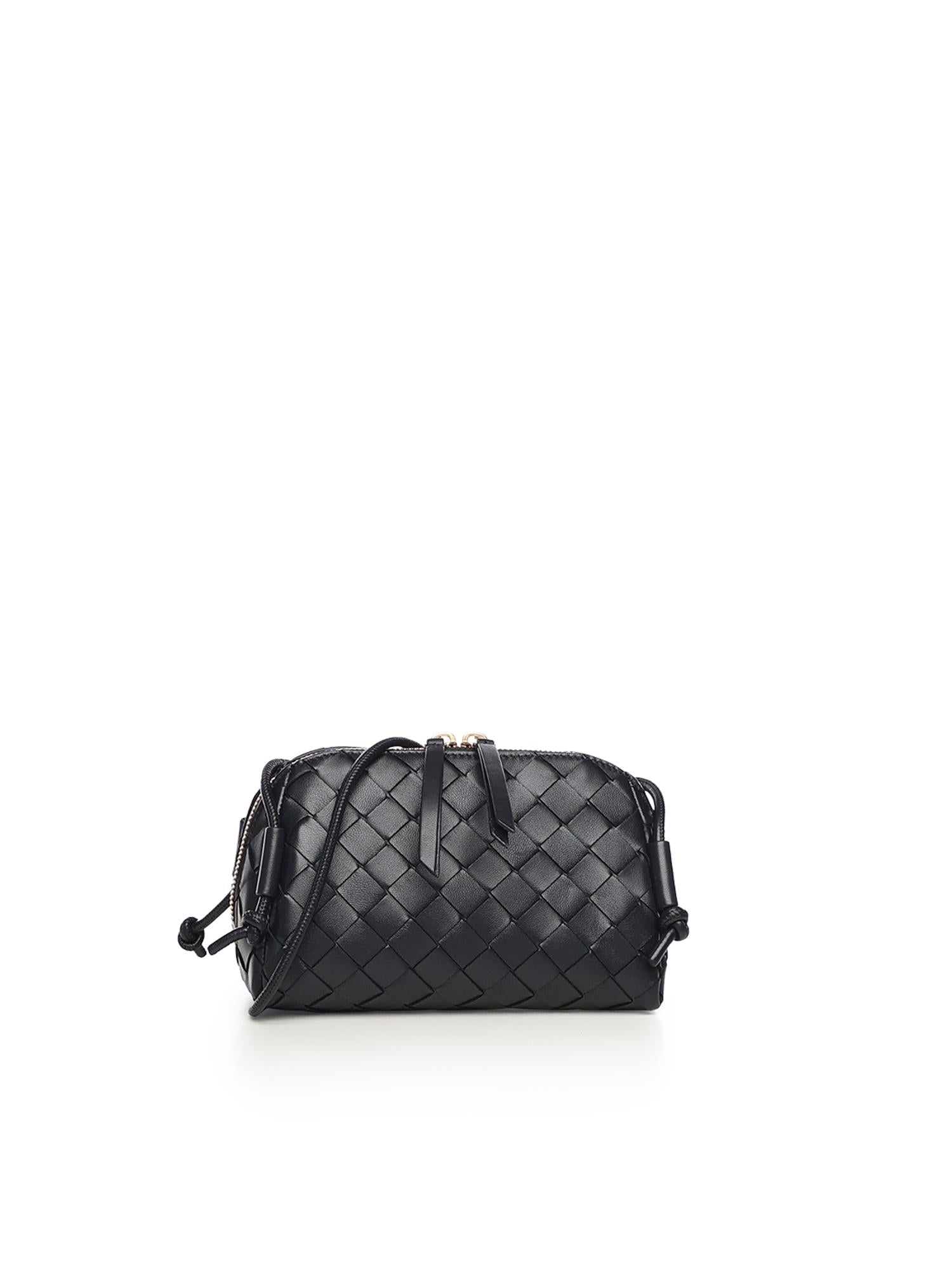 Оригінальна Pochette Concert Bottega veneta – боковий вид