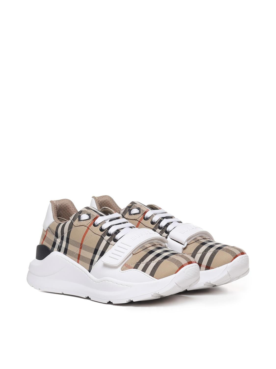 Burberry Footwear оригінал | Швидка доставка Україна – вид ззаду