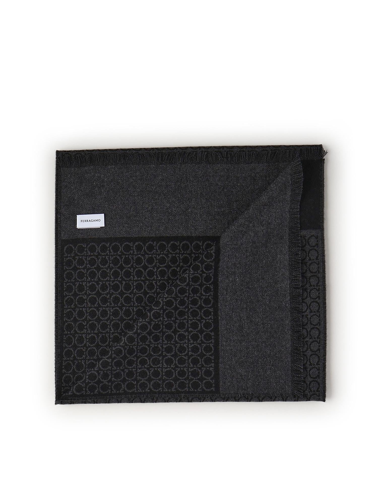 Оригінальна Sciarpa Gancini In Cashmere Salvatore ferragamo – детальний вид