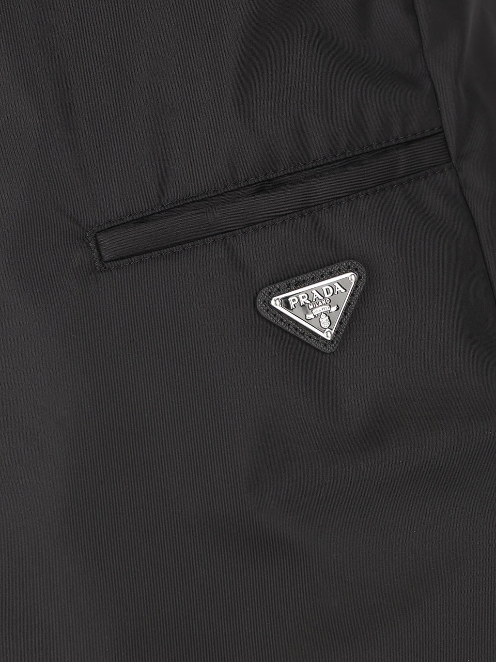 Bermuda Shorts In Re Nylon Prada оригінал – Купити в Україні – збільшений вид