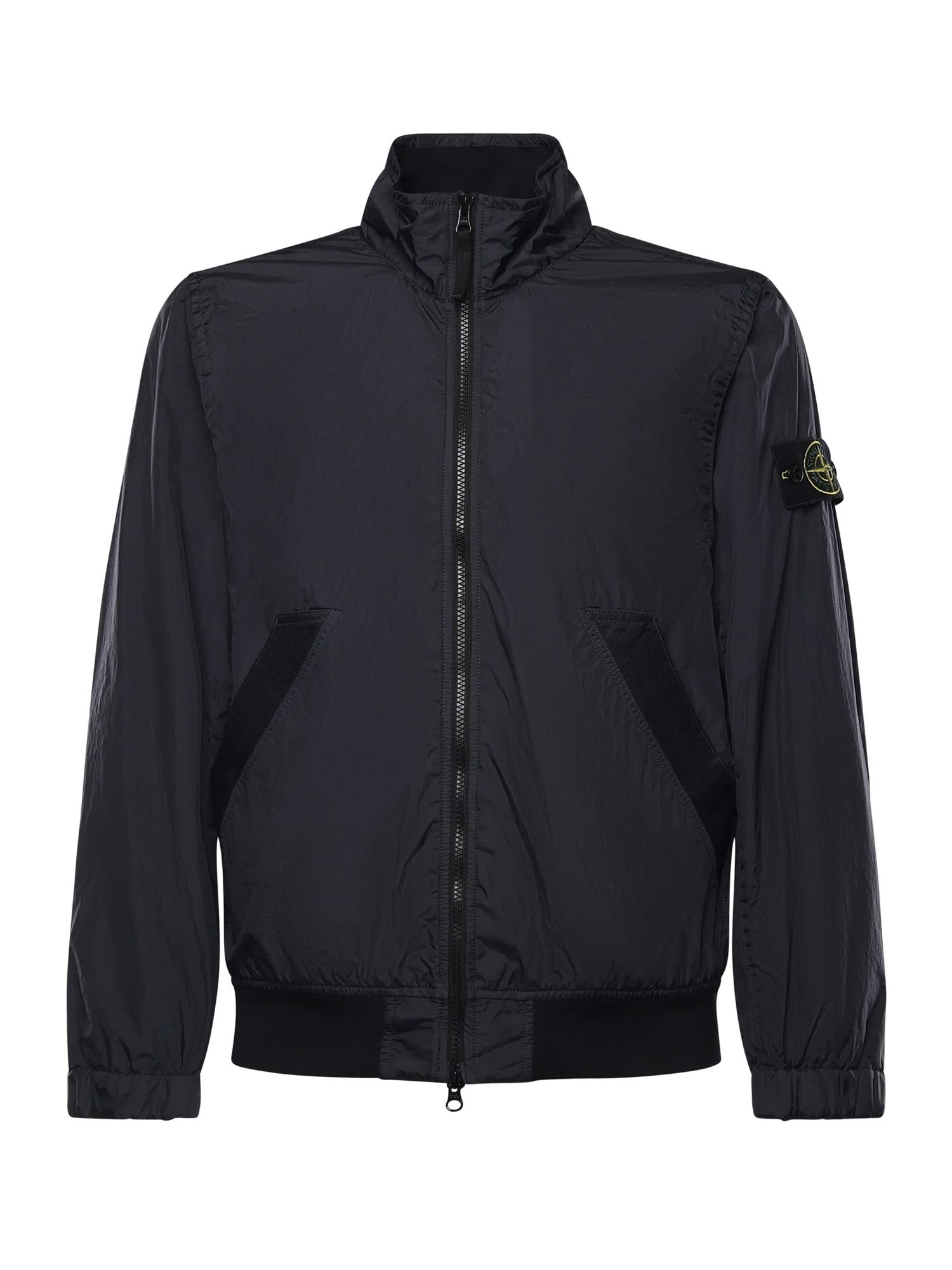 Оригінальна Giacca Antigoccia In Reps DI Nylon Con Logo Stone island – боковий вид