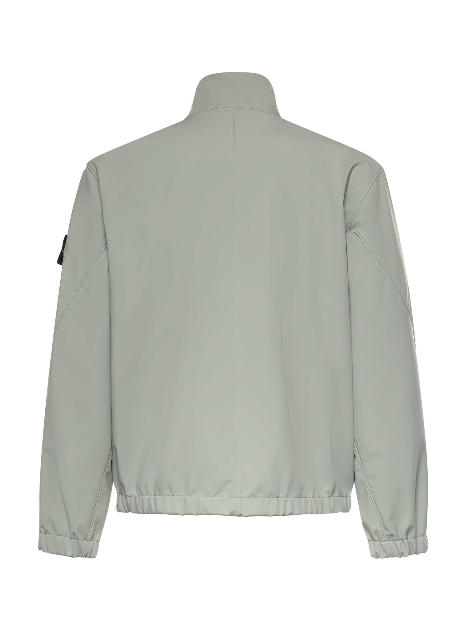 Оригінальна Giacca Light Soft Shell-R E.dye Technology Con Logo Stone island – детальний вид