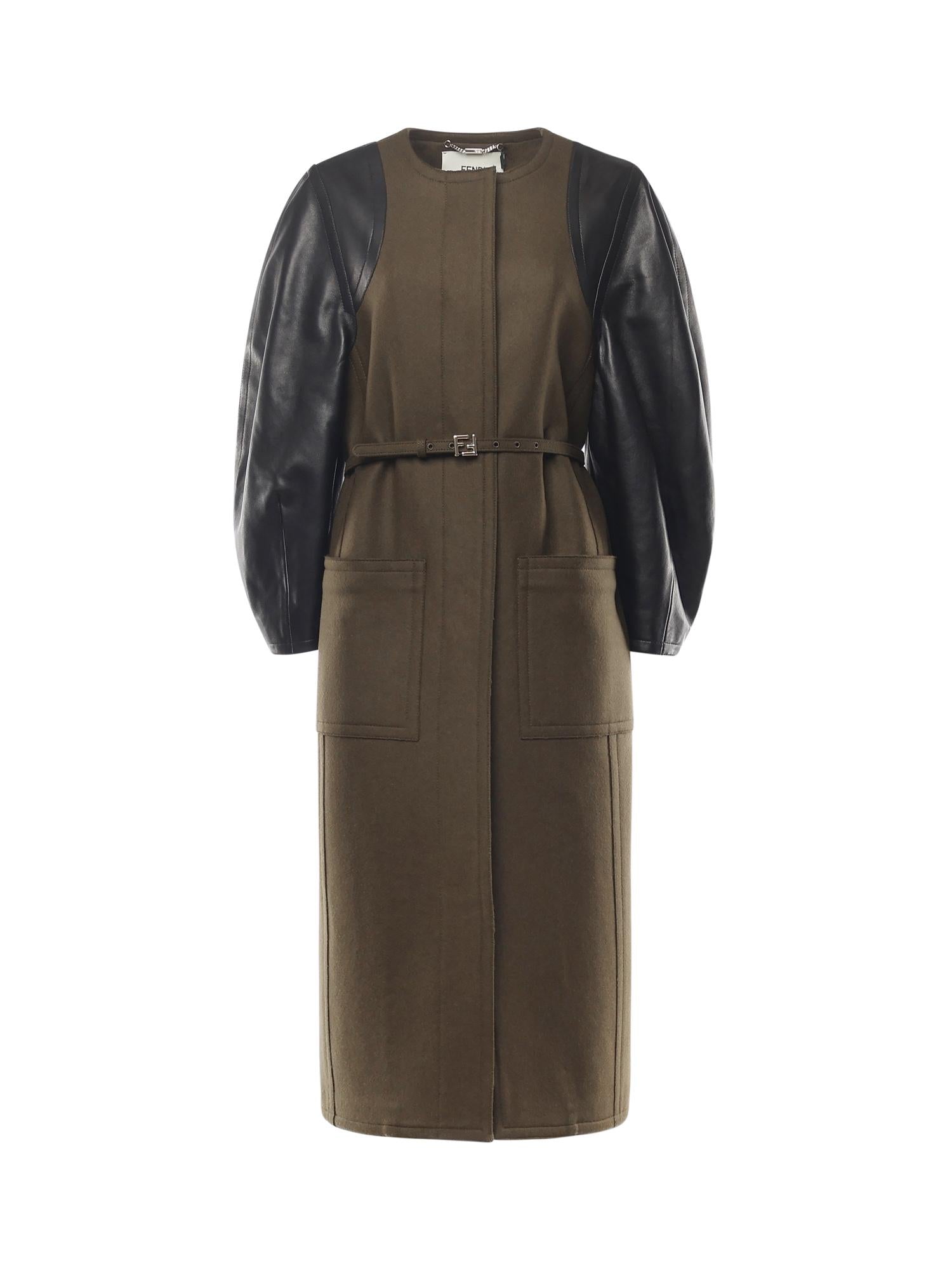 Cappotto MIDI In Lana Fendi – Гарантія оригінальності – боковий вид
