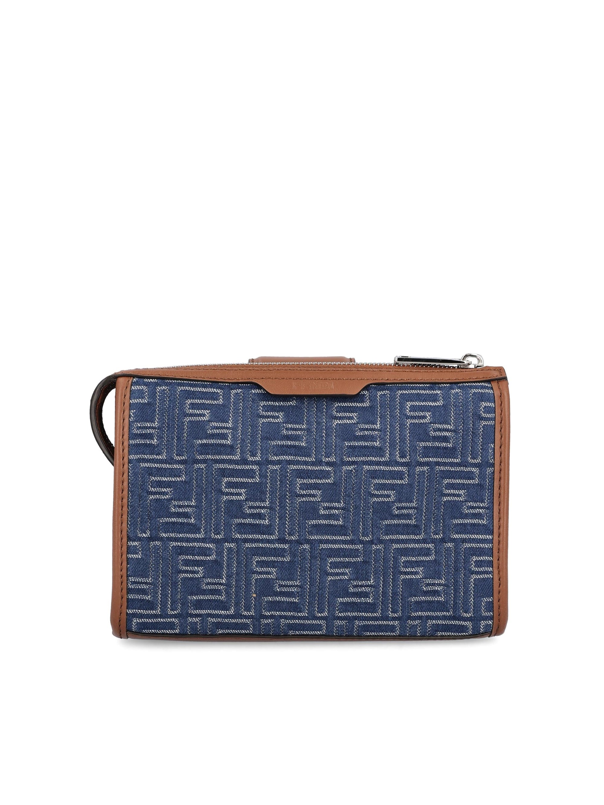 Оригінальна Borsa Baguette Double Fendi – вид ззаду