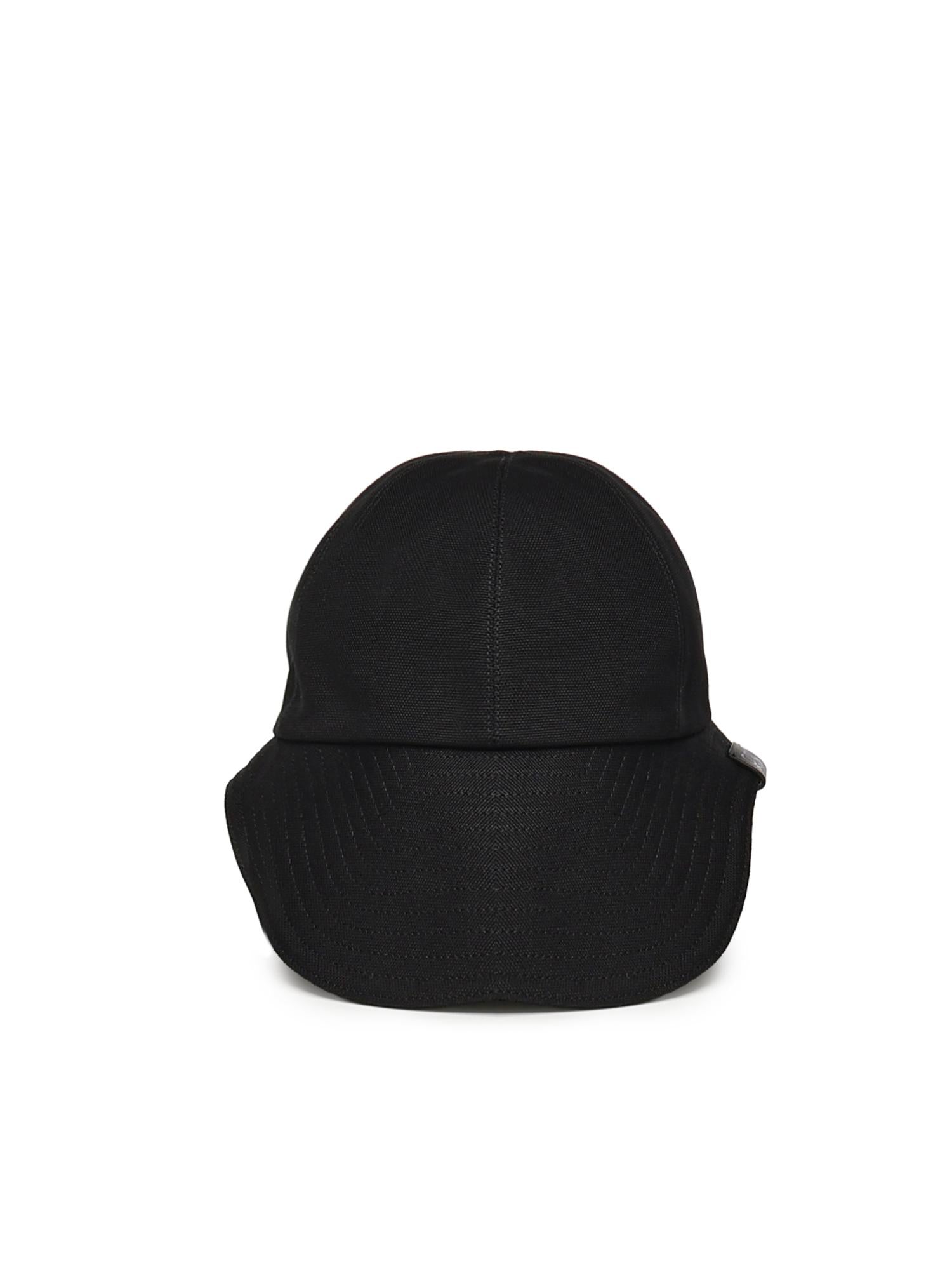 Оригінальна Cappello Da Escursionismo In Tela Loewe – вид ззаду