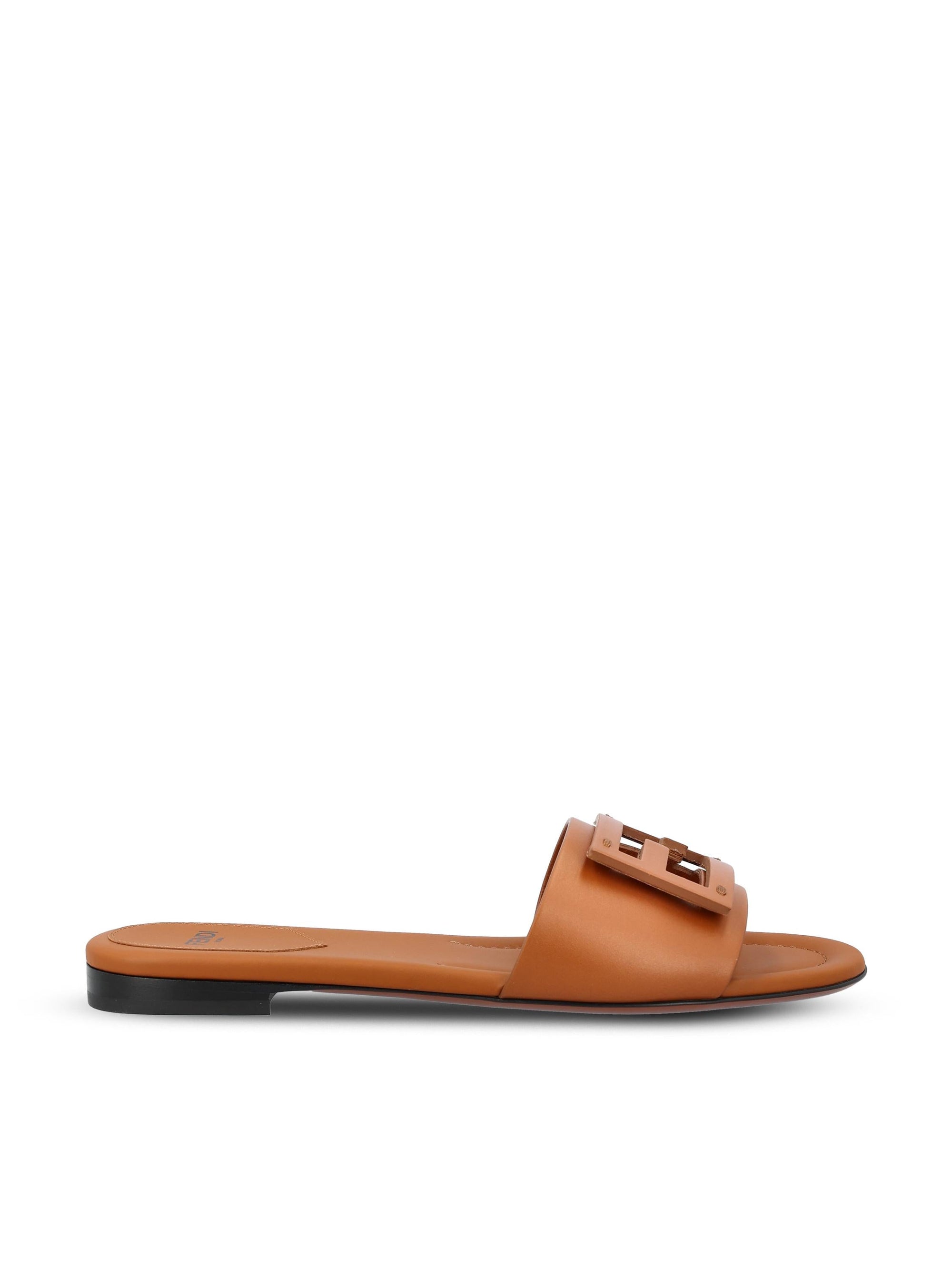 Slide Baguette In Pelle Fendi оригінал – Купити в Україні – боковий вид