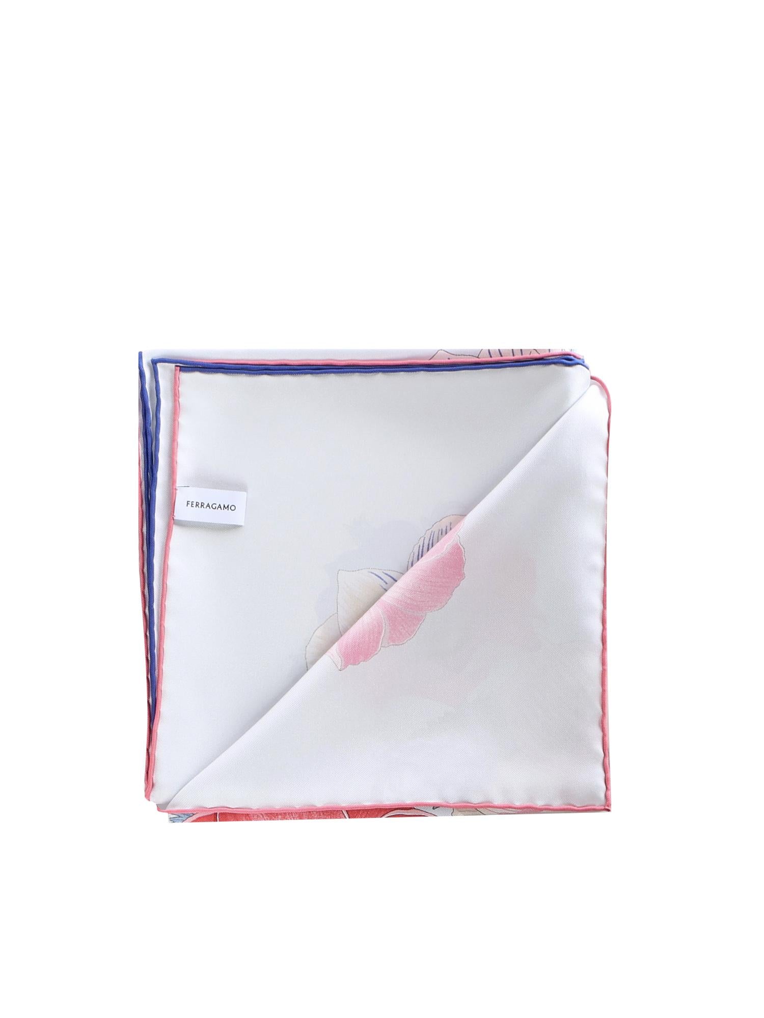 Оригінальна Foulard In Seta Stampa Anemone Salvatore ferragamo – детальний вид