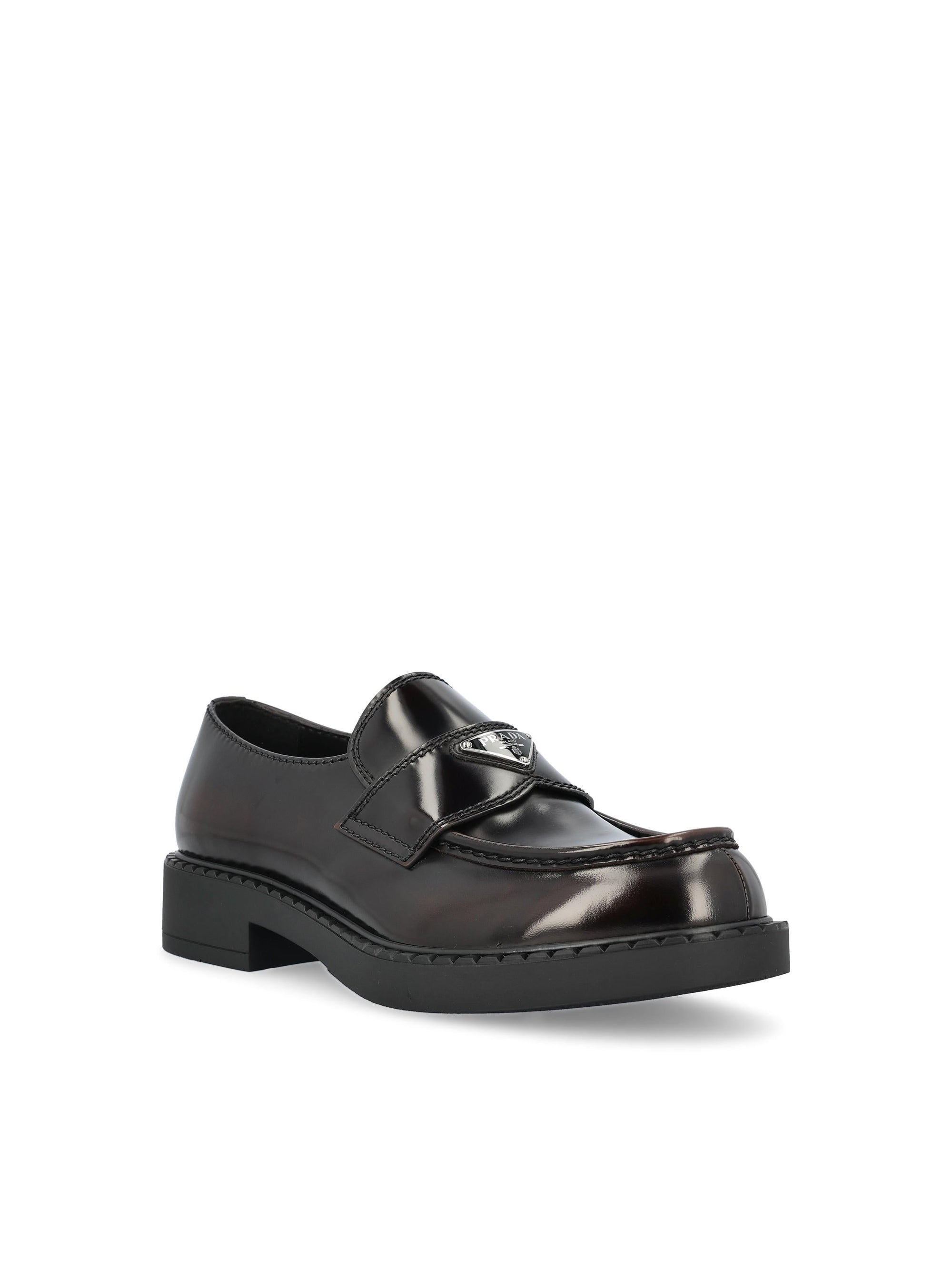 Prada Footwear оригінал | Швидка доставка Україна – вид ззаду