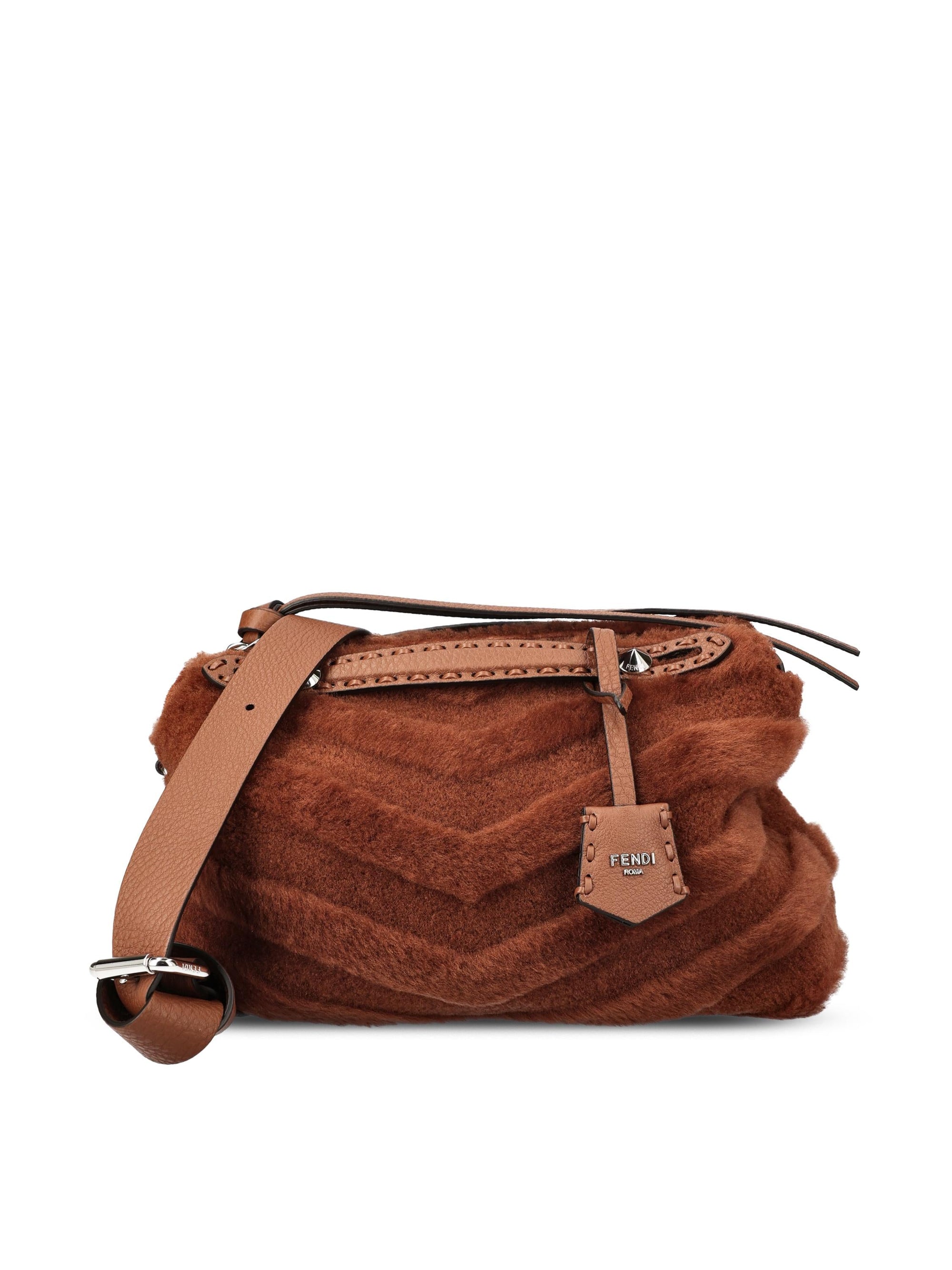 By The Way Soft Medium Bag Fendi – Гарантія оригінальності – боковий вид