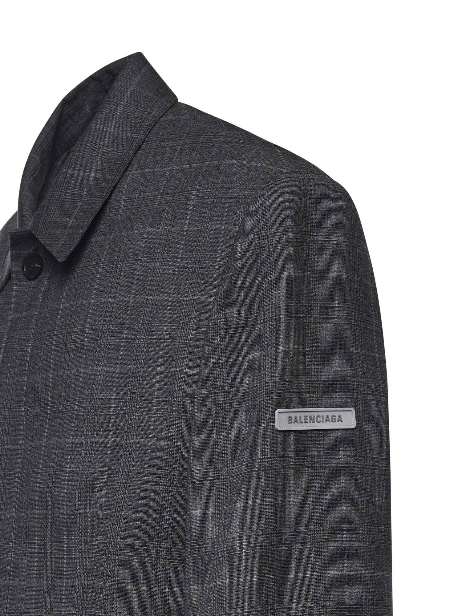 Balenciaga Outerwear оригінал | Швидка доставка Україна – вид ззаду