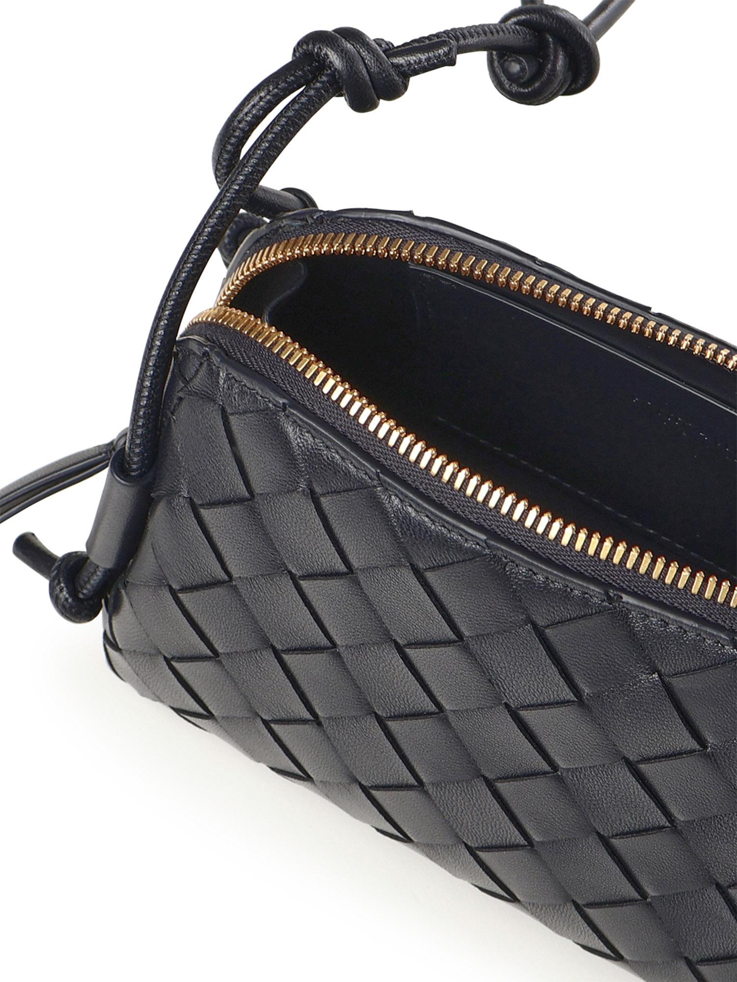 Оригінальна Pochette Concert Bottega veneta – збільшений вид