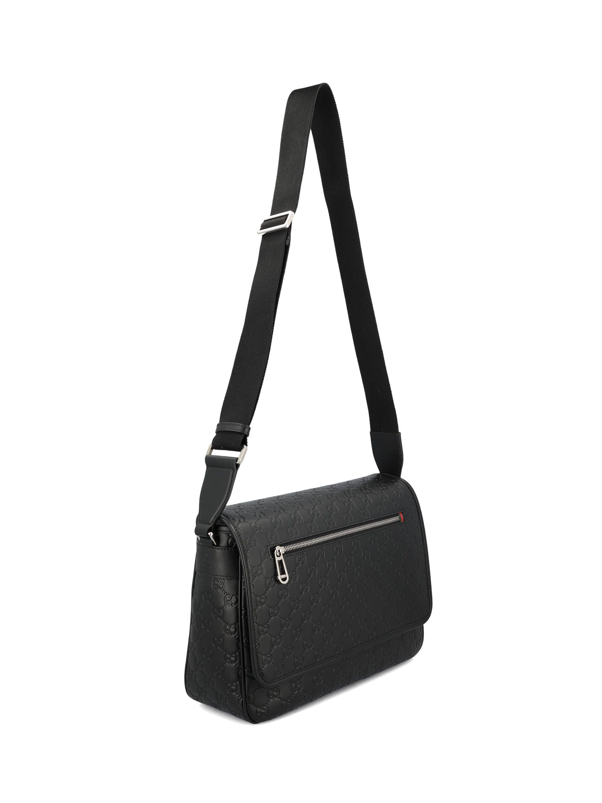 Оригінальна Borsa A Tracolla Gg Emblem Media Gucci – детальний вид