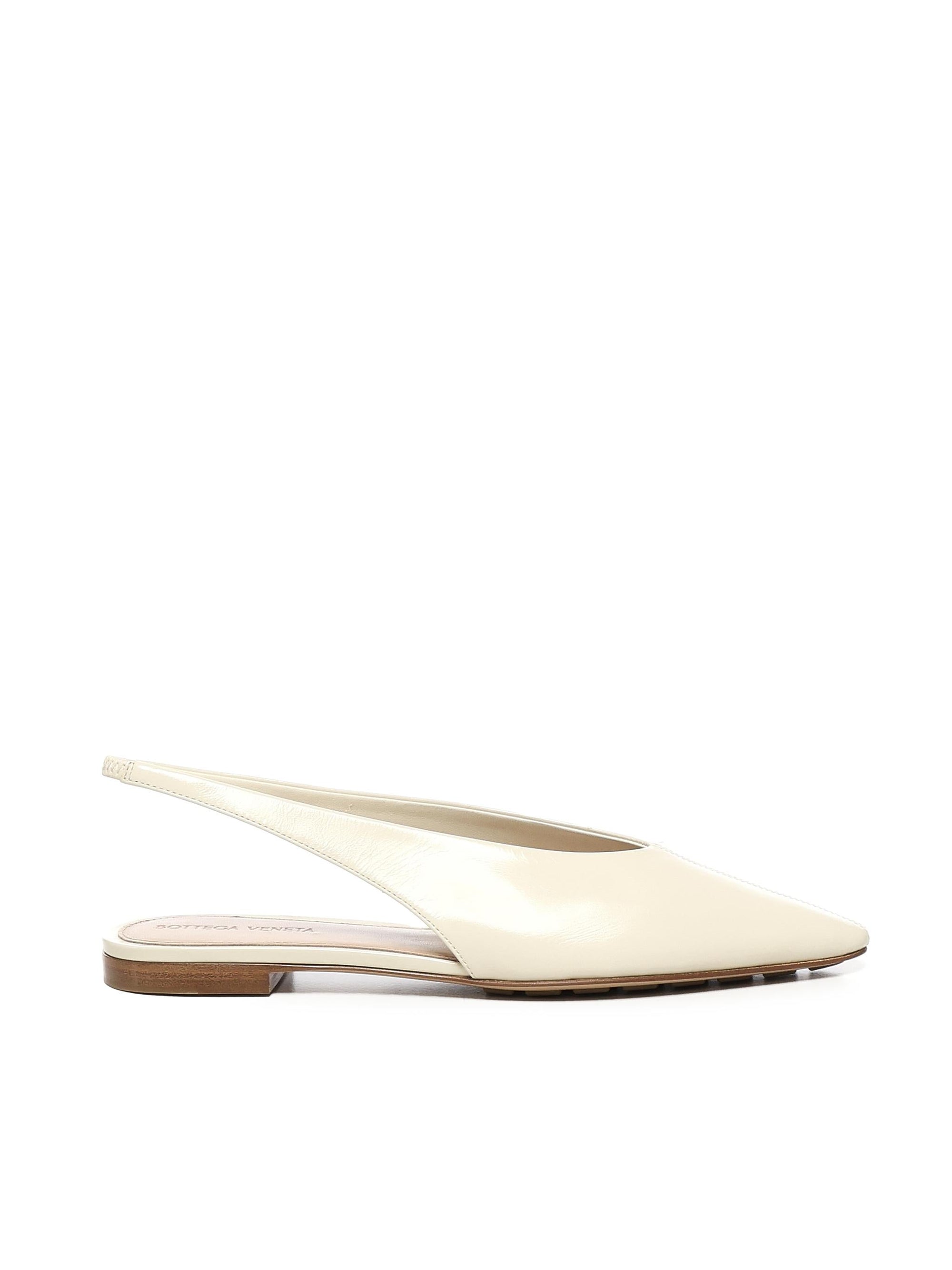 Оригінальна Ballerine Slingback Sofia In Pelle DI Vitello Lucida Bottega veneta – боковий вид