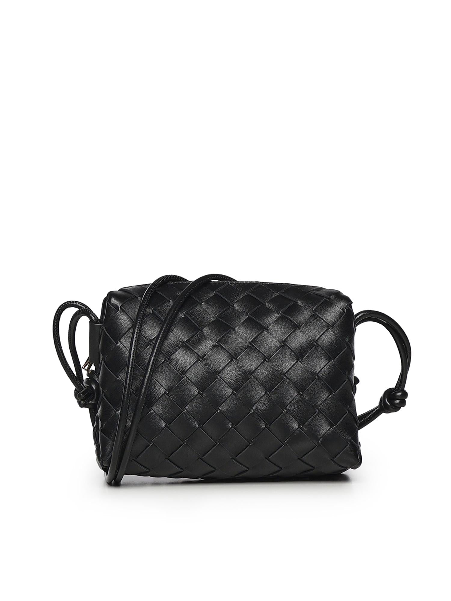Оригінальна Mini Loop Camera Bag Bottega veneta – боковий вид