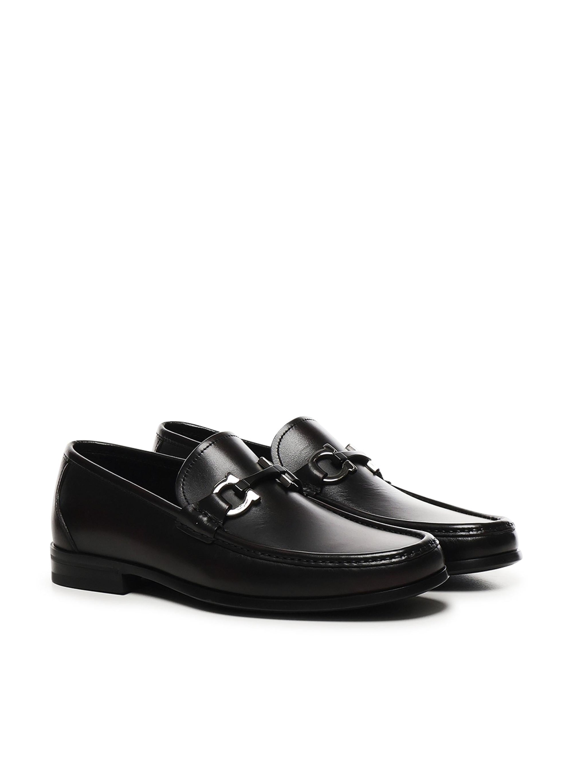Mocassini Ornamento Gancini Salvatore ferragamo оригінал – Купити в Україні – вид ззаду