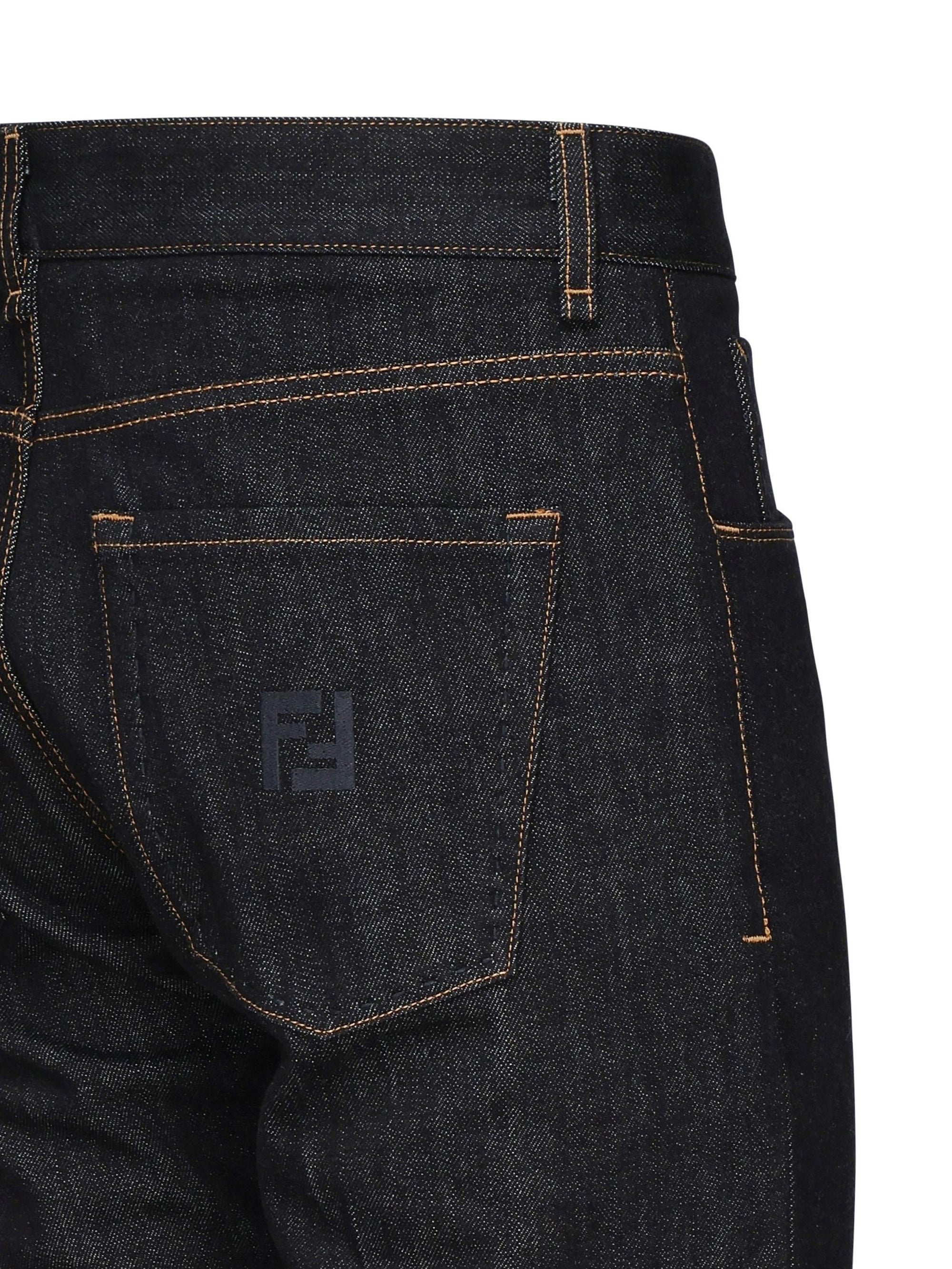 Оригінальна Denim Selleria Con Logo Fendi – детальний вид