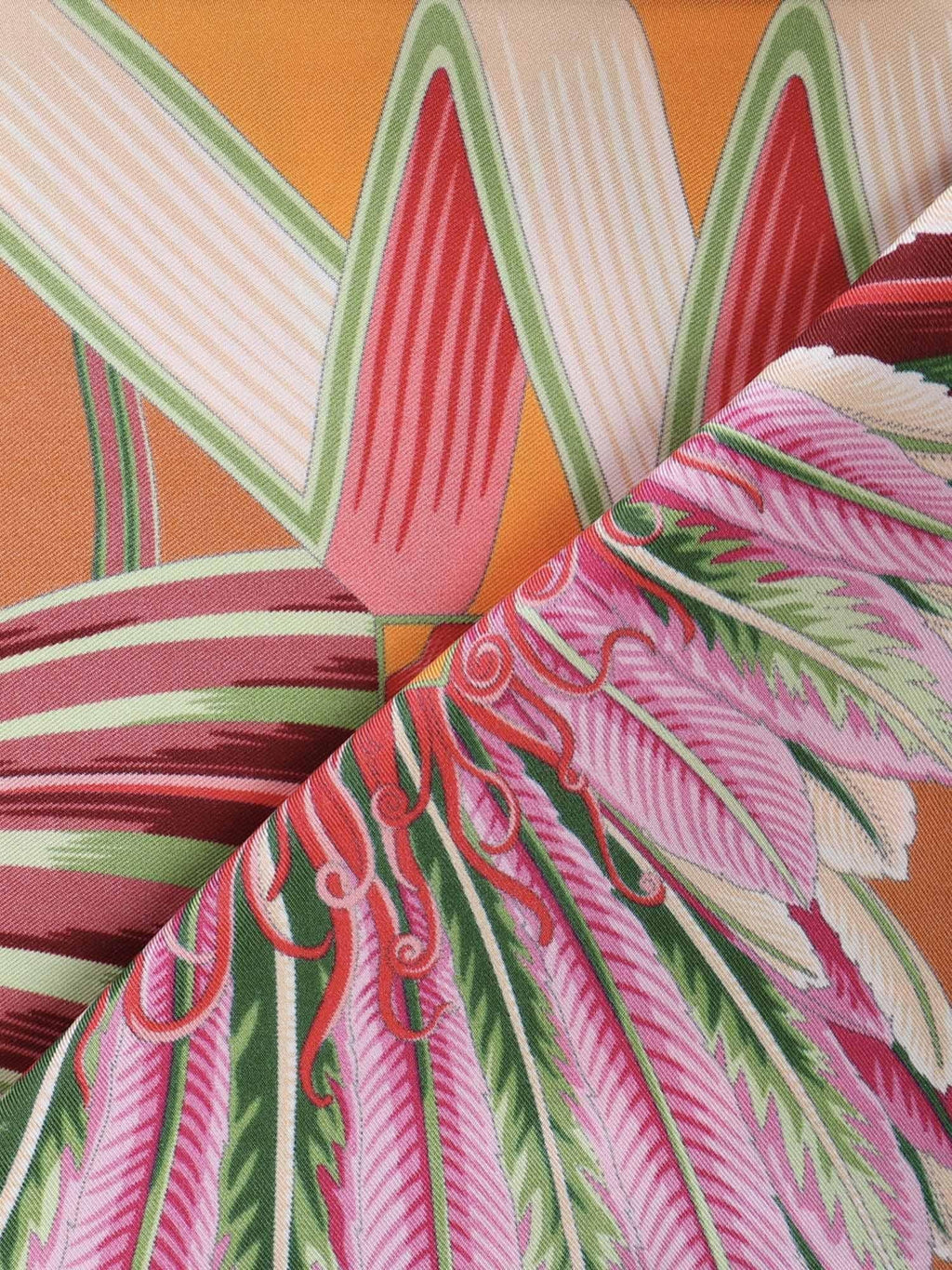 Foulard In Seta Con Stampa Salvatore ferragamo – Гарантія оригінальності – вид ззаду
