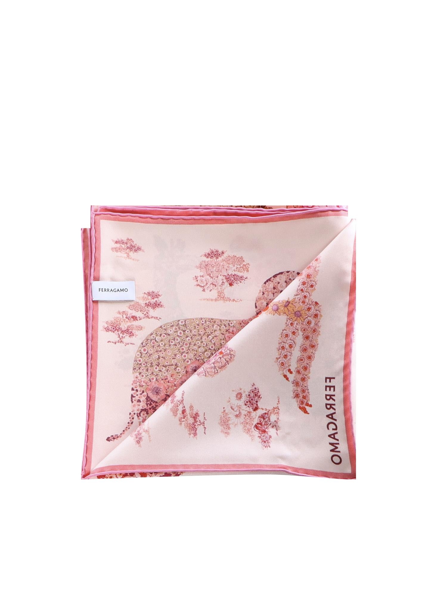 Foulard In Seta Con Stampa Salvatore ferragamo – Гарантія оригінальності – детальний вид