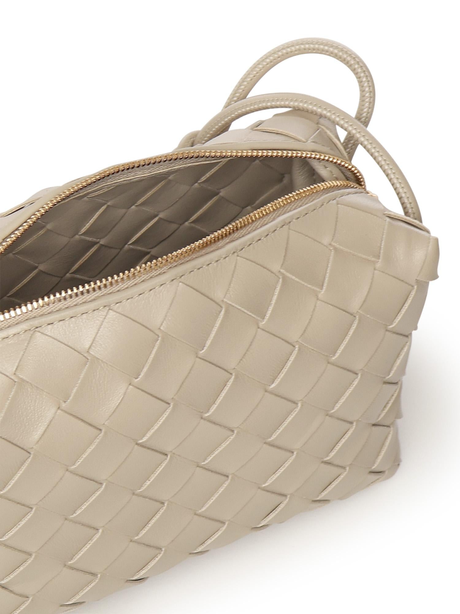 Оригінальна Mini Loop Camera Bag In Pelle Bottega veneta – збільшений вид