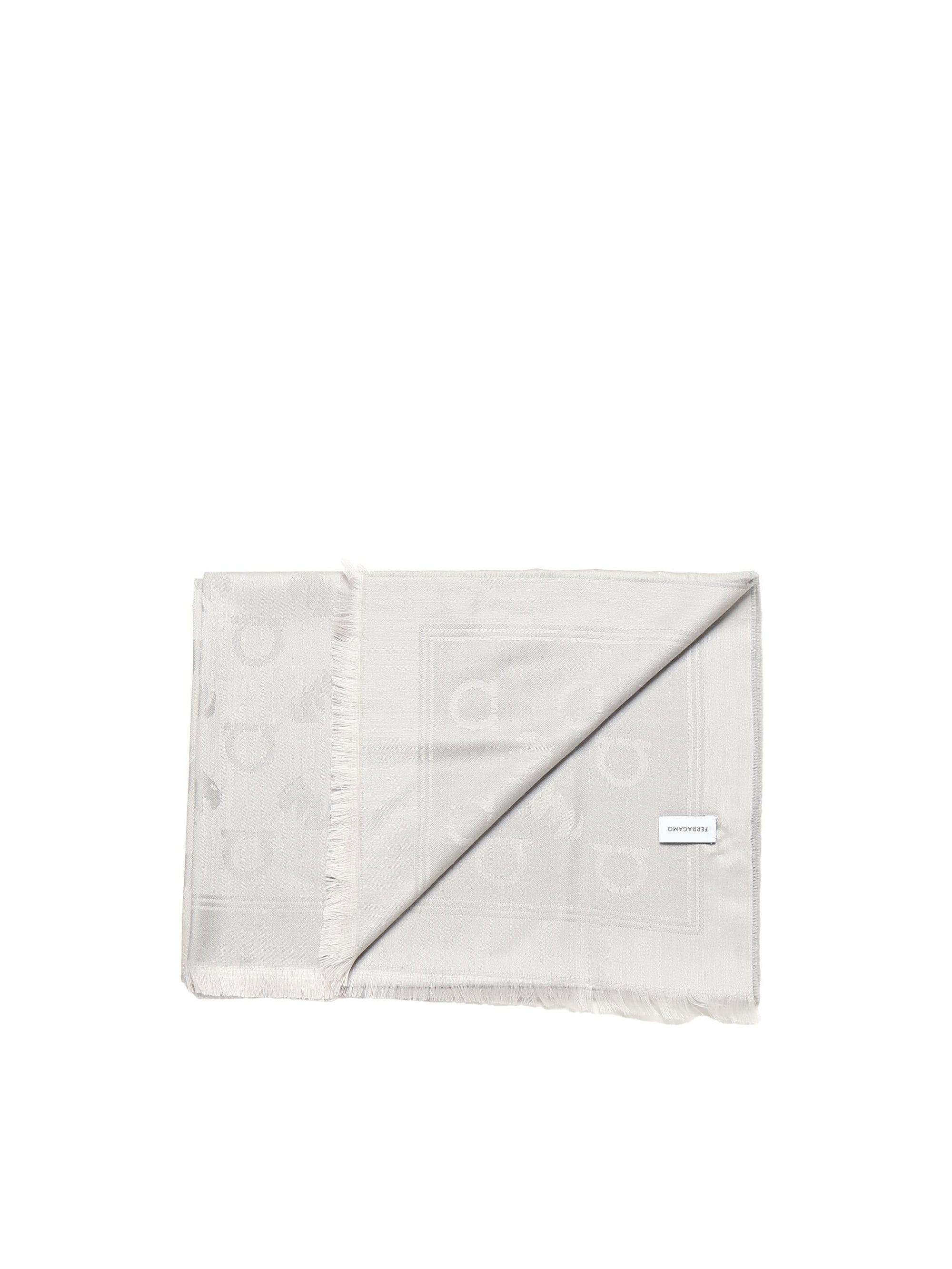 Оригінальна Stola Jacquard Gancini Monogram Salvatore ferragamo – детальний вид