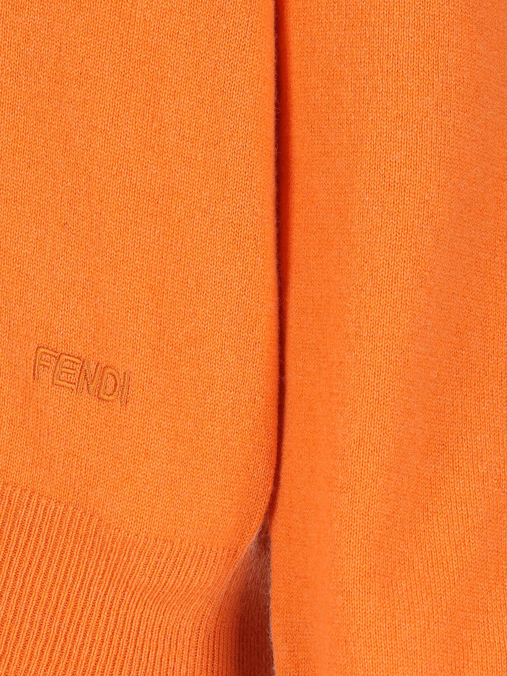 Оригінальна Maglia In Cashmere Fendi – детальний вид