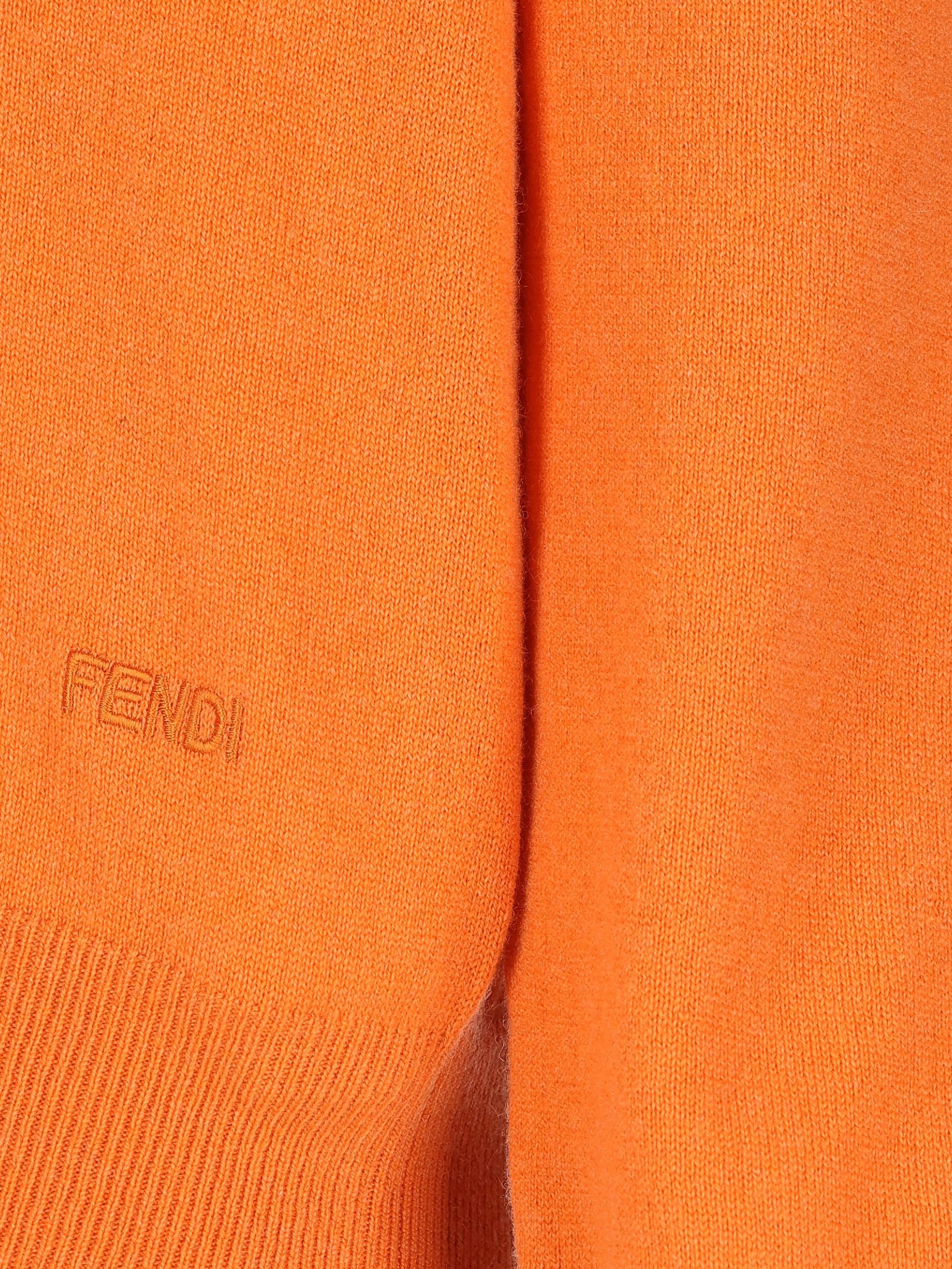 Оригінальна Maglia In Cashmere Fendi – детальний вид