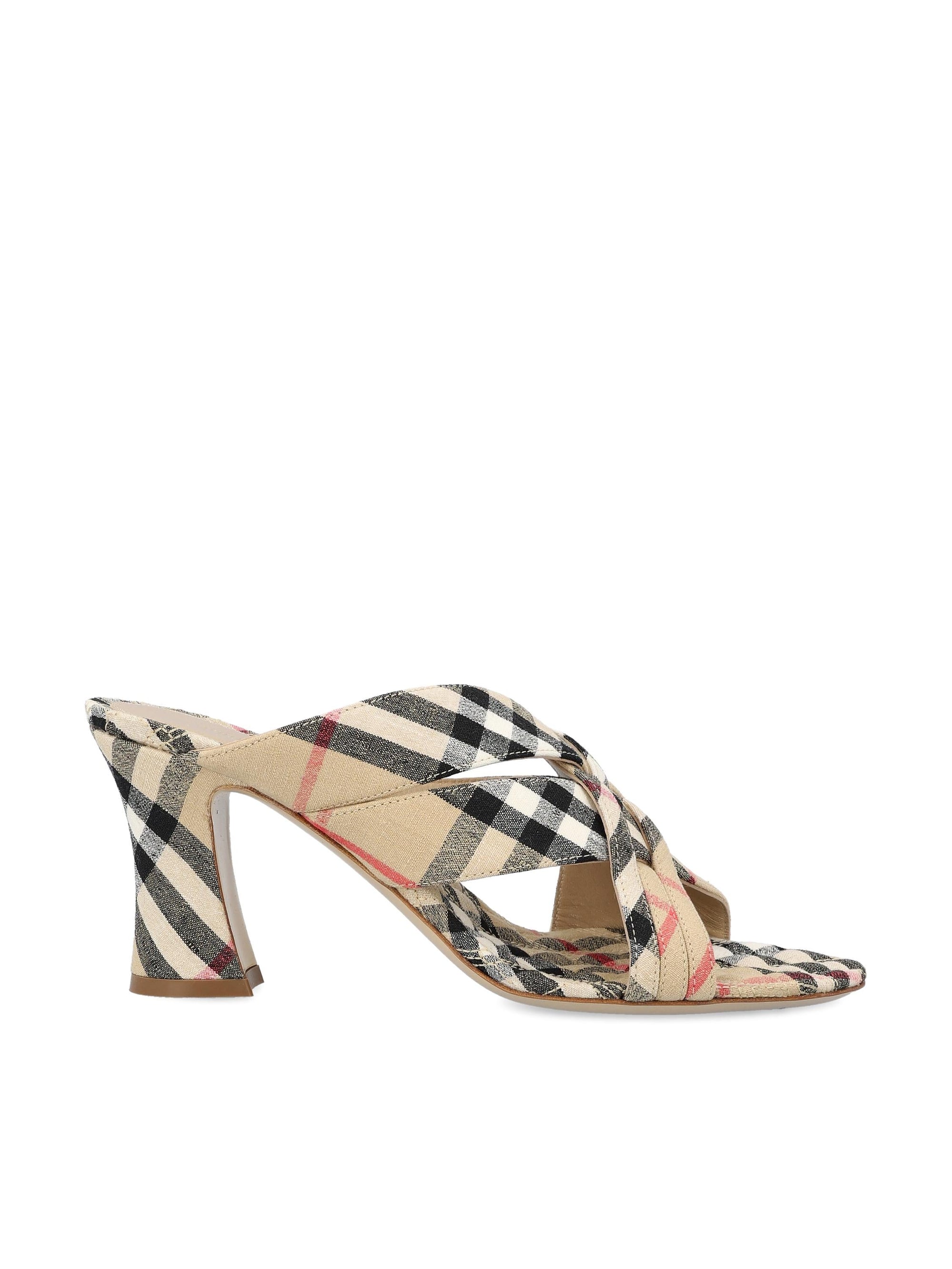 Burberry Footwear оригінал | Швидка доставка Україна – боковий вид