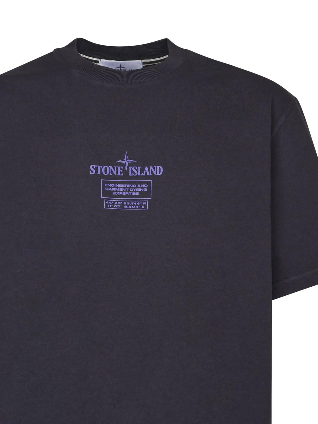 T-Shirt Con Con Stampa 02 Industrial Logos Stone island оригінал – Купити в Україні – вид ззаду