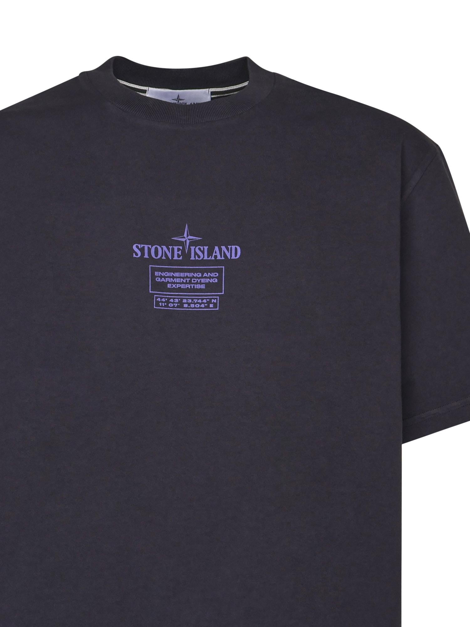 T-Shirt Con Con Stampa 02 Industrial Logos Stone island оригінал – Купити в Україні – вид ззаду